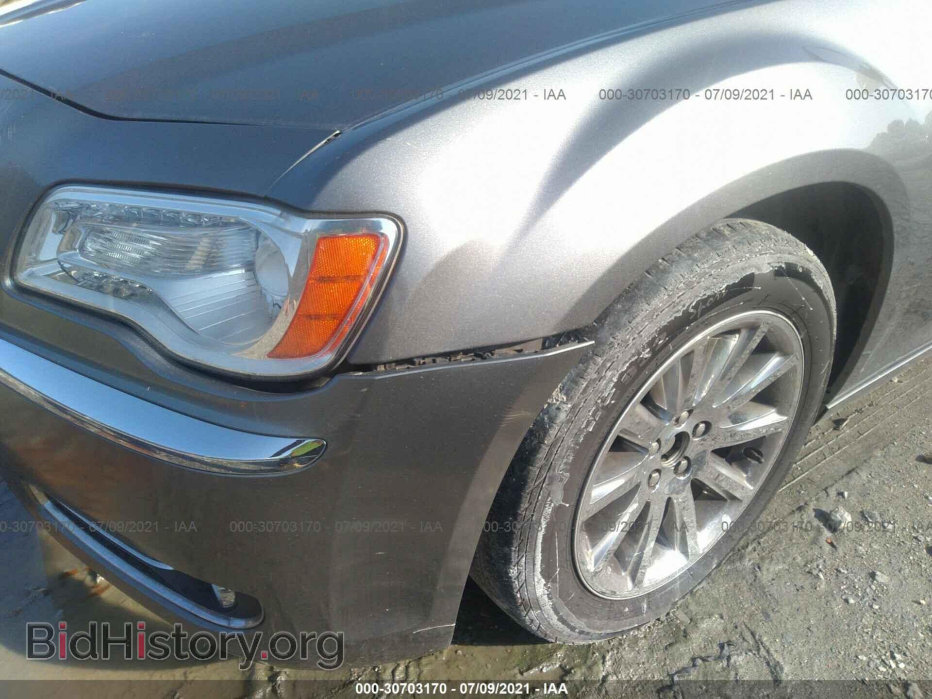 2011 CHRYSLER 300 - VIN: 2C3CA6CT7BH581387 - Фото 6