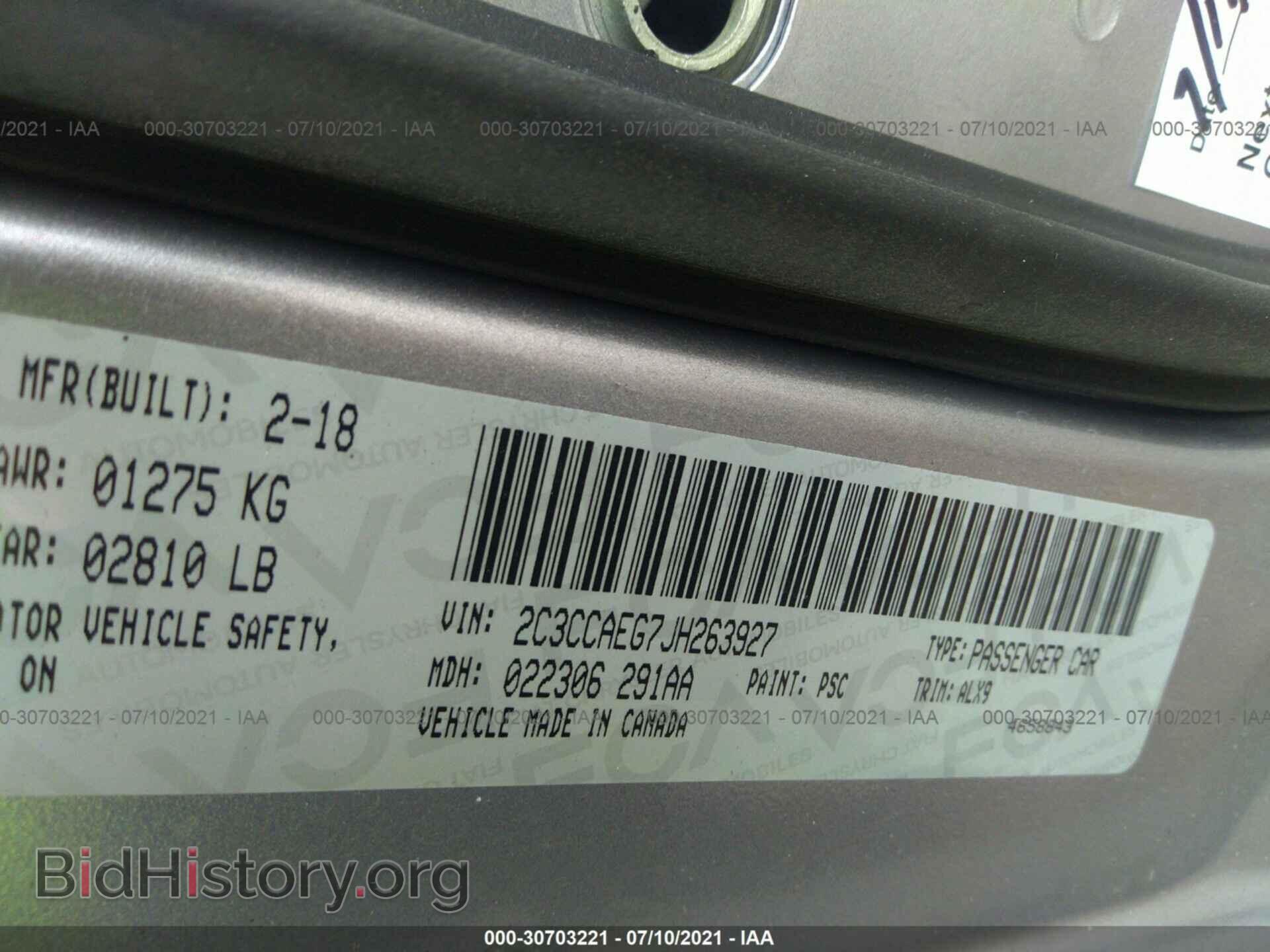 2018 CHRYSLER 300 - VIN: 2C3CCAEG7JH263927 - Фото 9