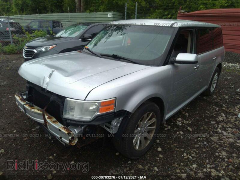 2011 Ford FLEX (VIN 2FMGK5CC3BBD18431) — photo 2 of 11