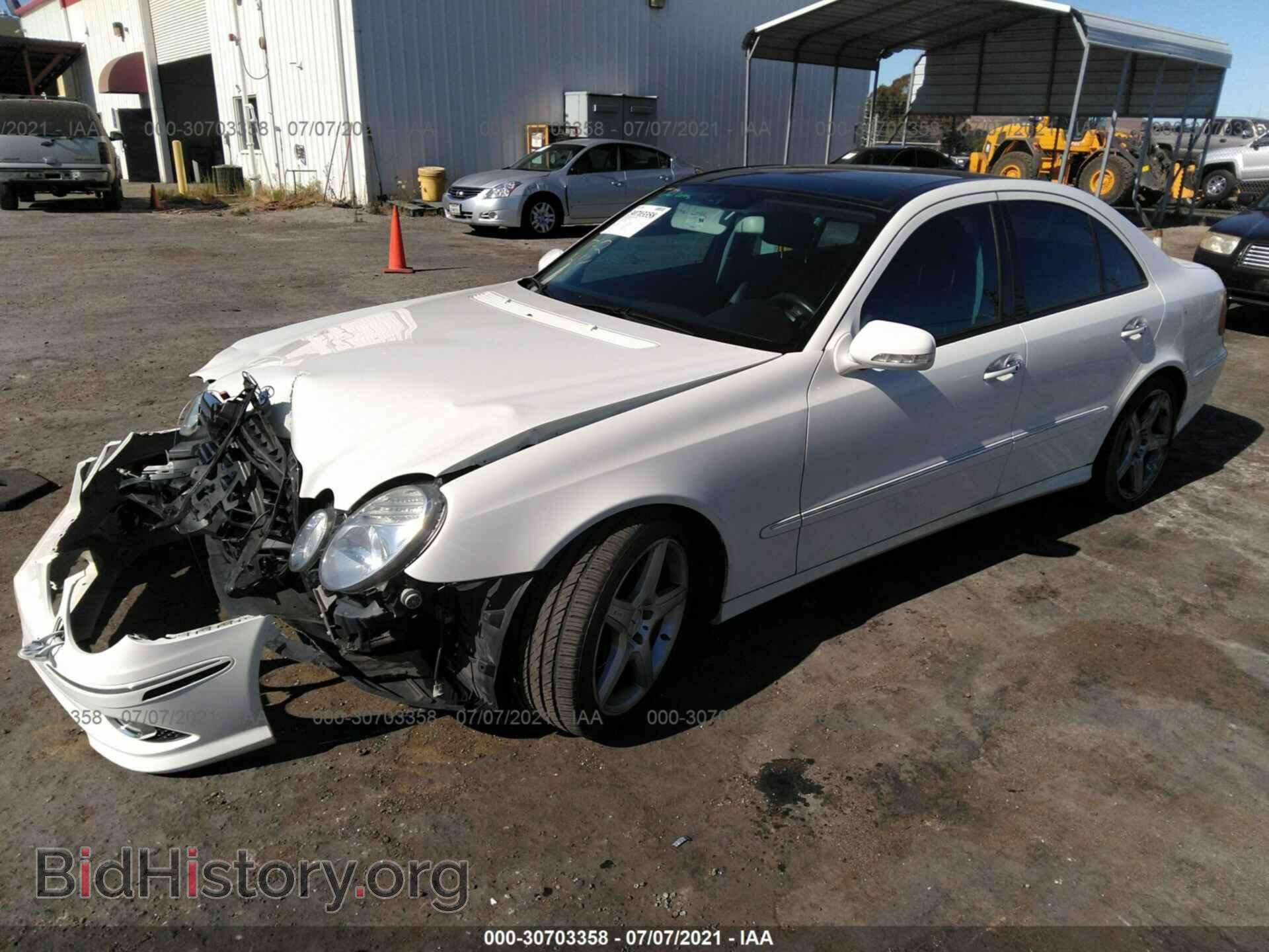 2009 MERCEDES-BENZ E-CLASS - VIN: WDBUF56X59B382849 - Фото 2