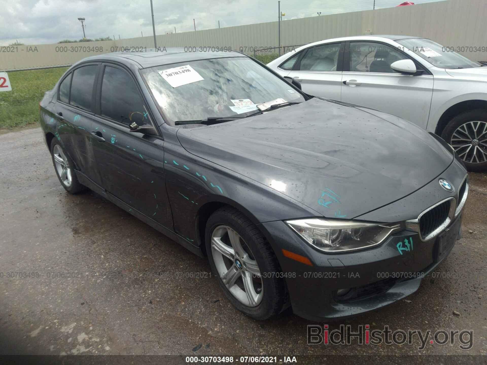 Photo WBA3B3C51DF532731 - BMW 3 SERIES 2013