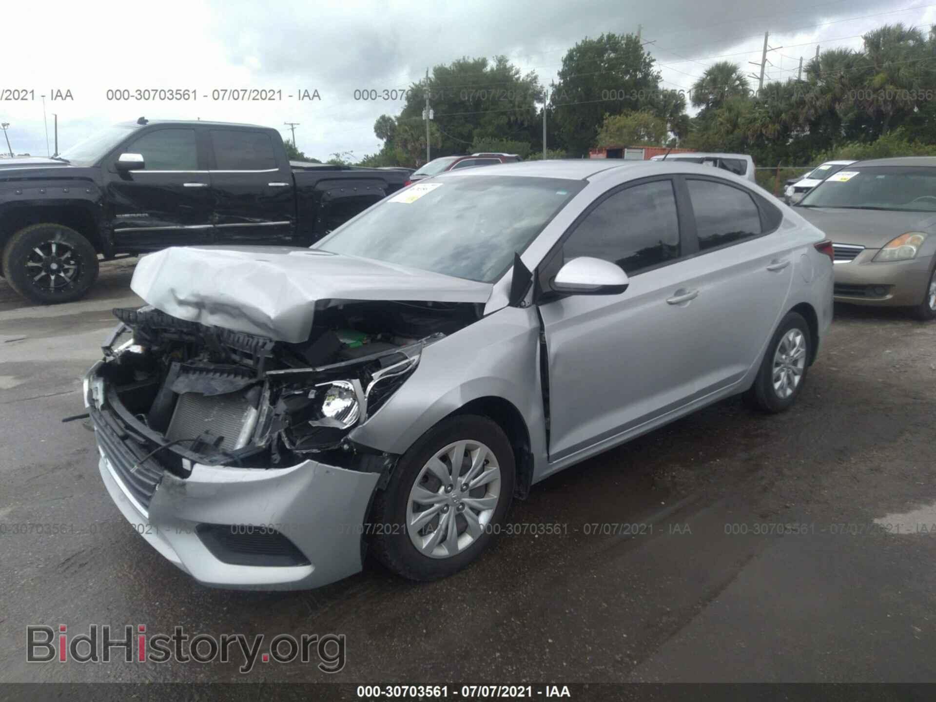 2018 HYUNDAI ACCENT - VIN: 3KPC24A39JE010266 - Фото 2