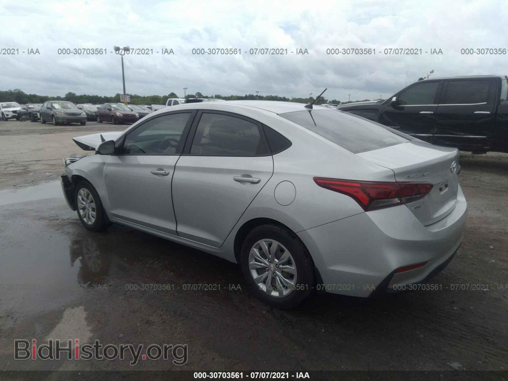 2018 HYUNDAI ACCENT - VIN: 3KPC24A39JE010266 - Фото 3