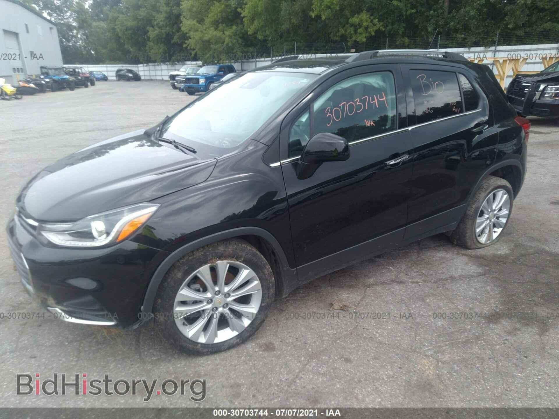 2020 CHEVROLET TRAX - VIN: 3GNCJRSB5LL210380 - Фото 2