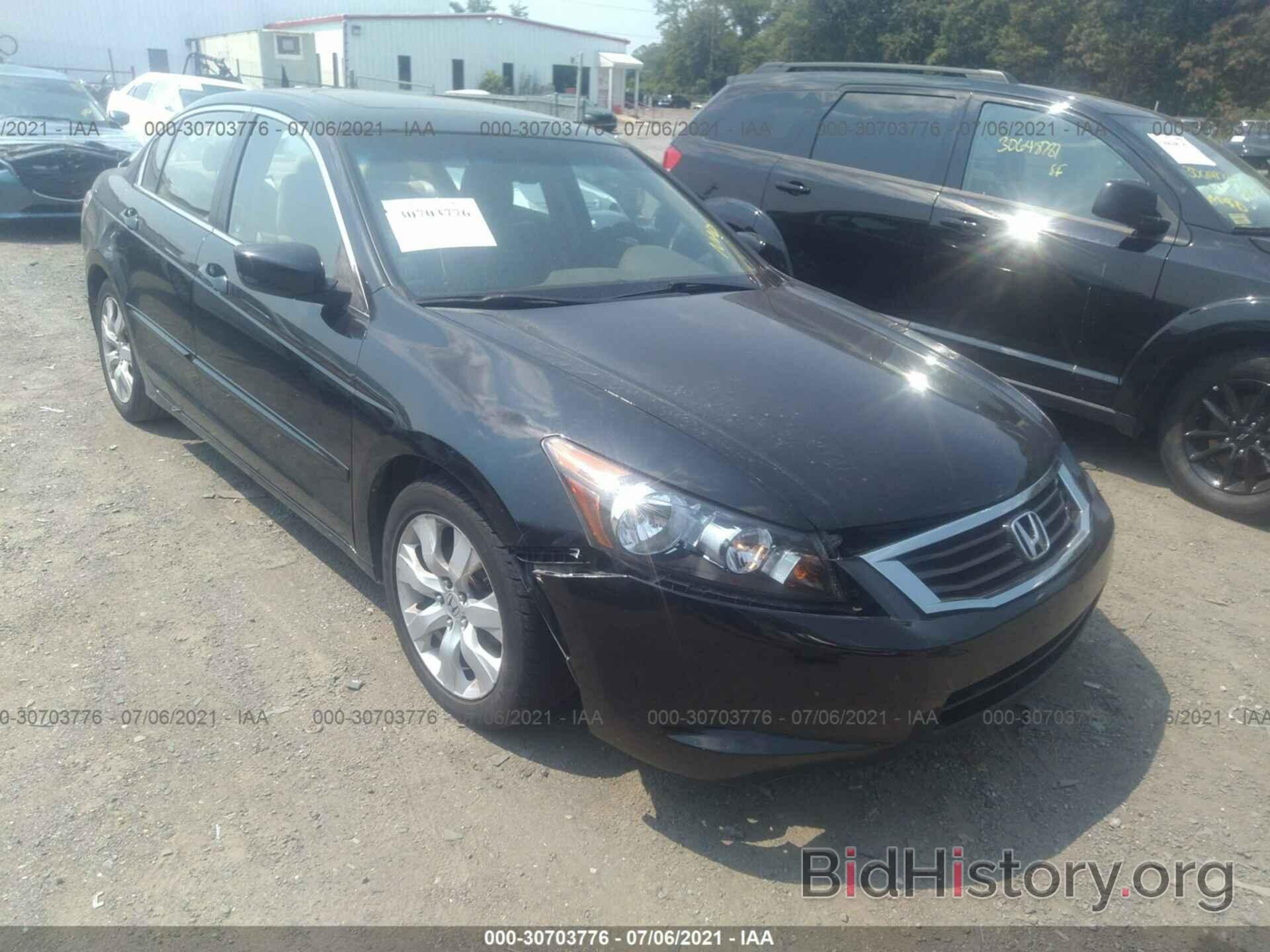 Photo 1HGCP2F89AA197300 - HONDA ACCORD SDN 2010