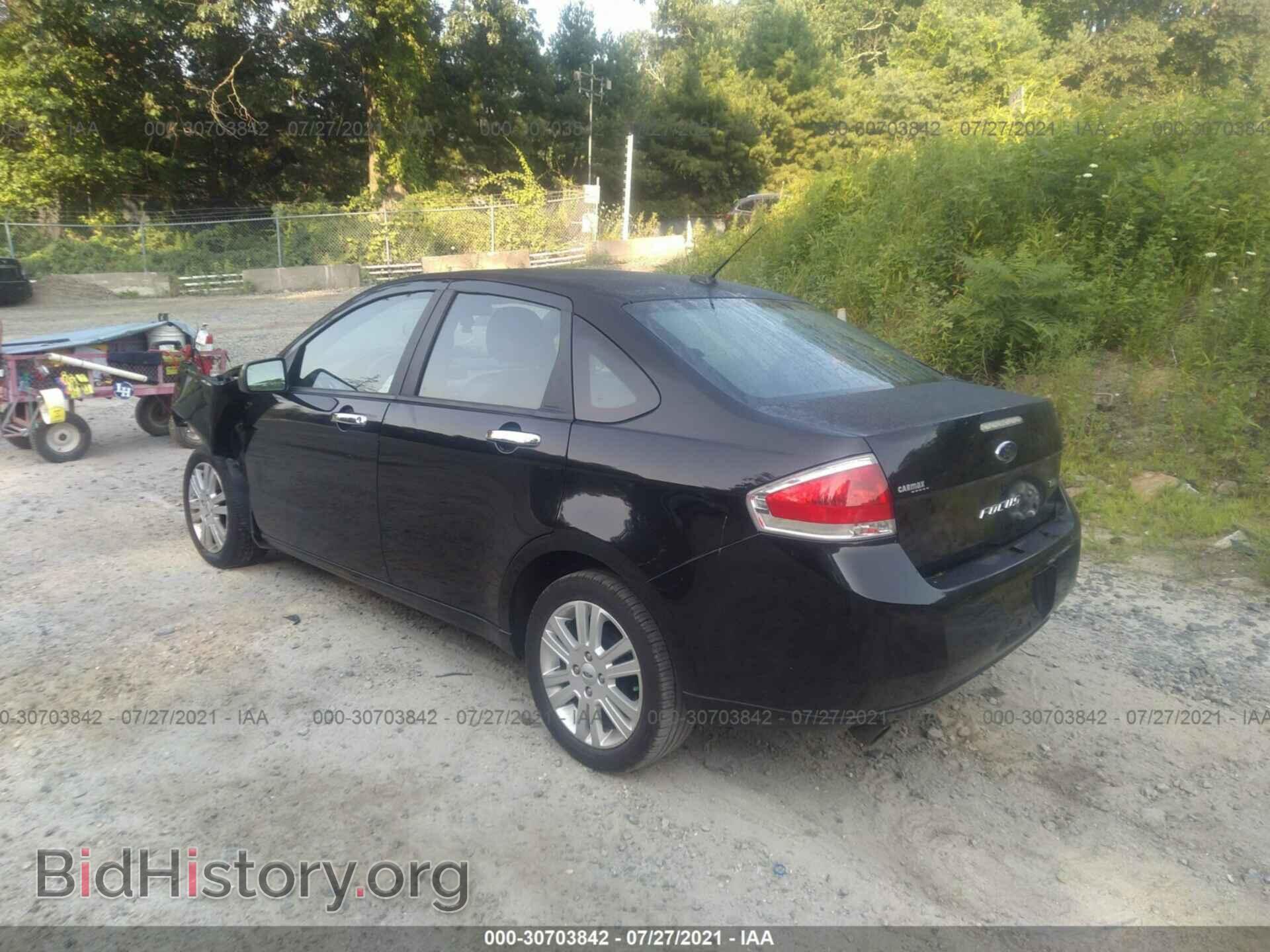 2009 FORD FOCUS - VIN: 1FAHP37N39W235283 - Photo 3