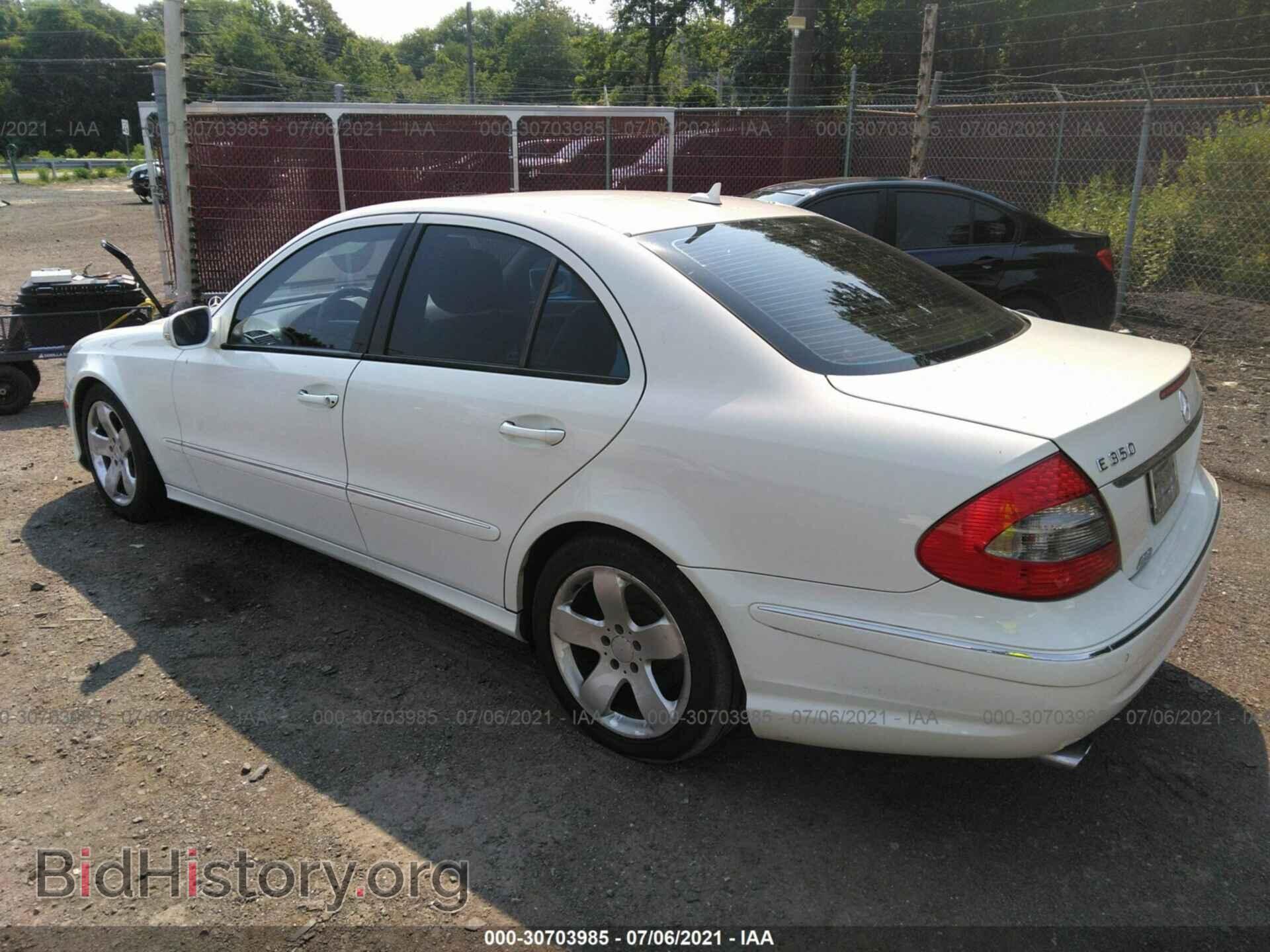 2009 MERCEDES-BENZ E-CLASS - VIN: WDBUF56X49B438568 - Фото 3