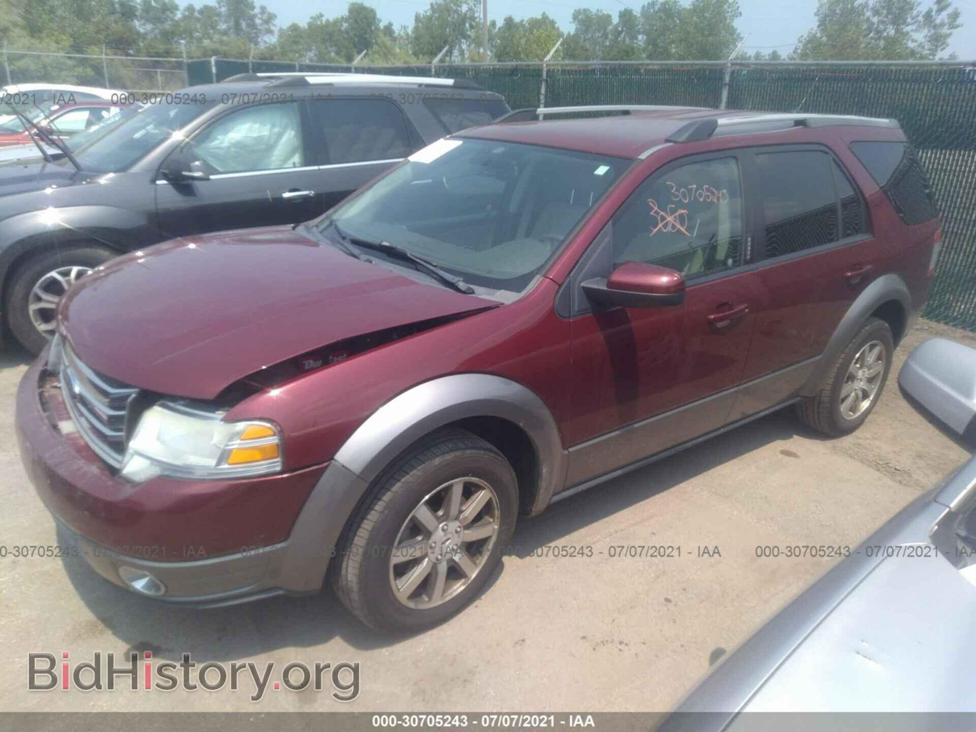 2008 FORD TAURUS X - VIN: 1FMDK02W38GA10842 - Фото 2