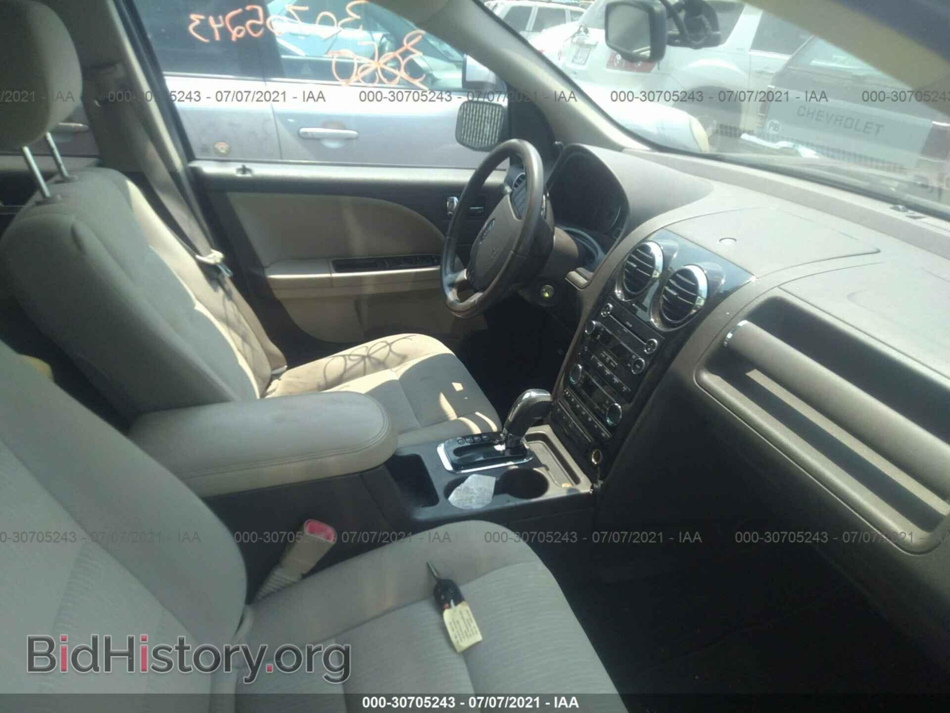 2008 FORD TAURUS X - VIN: 1FMDK02W38GA10842 - Фото 5
