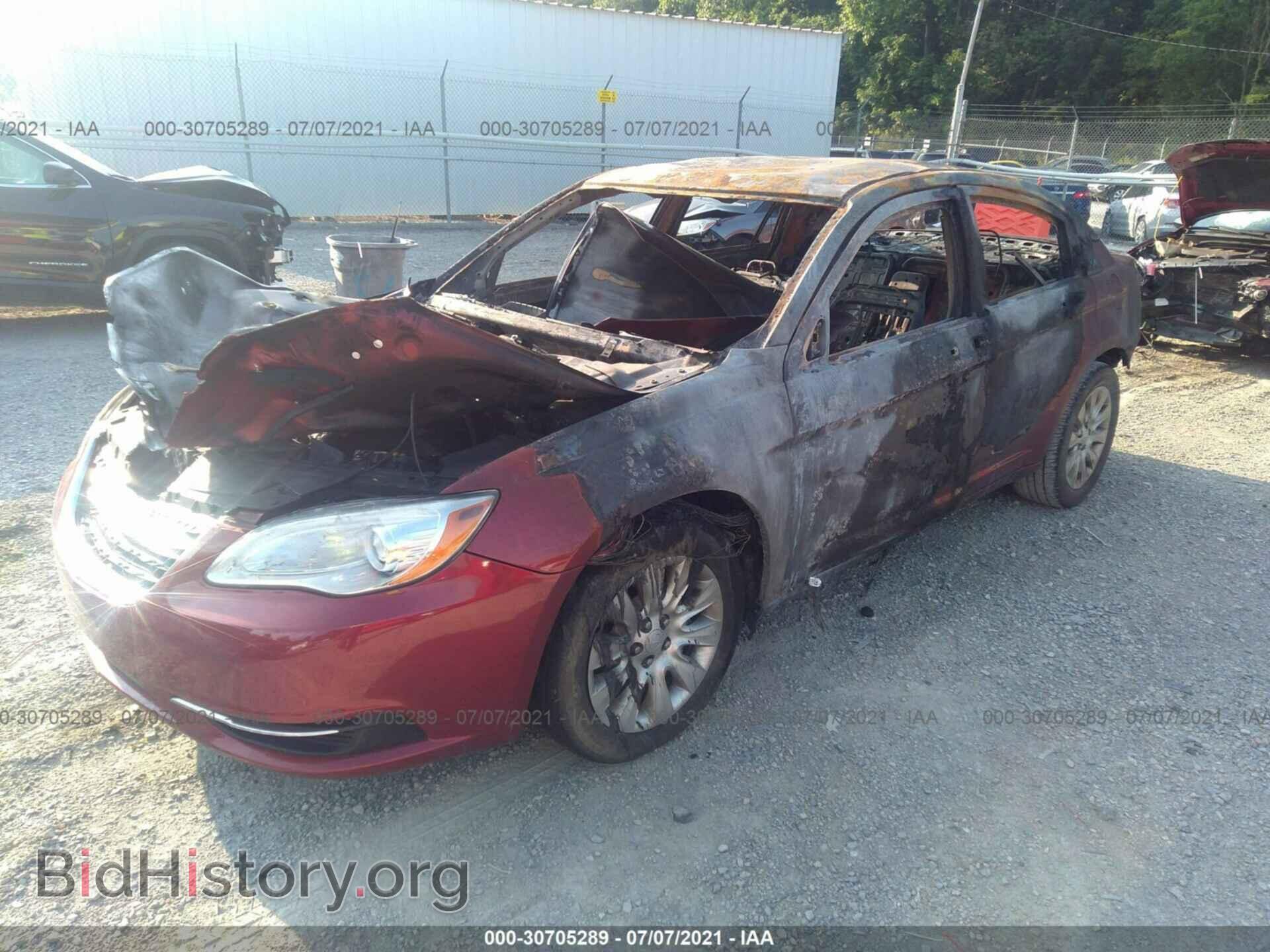 2014 CHRYSLER 200 - VIN: 1C3CCBAB7EN123504 - Фото 2
