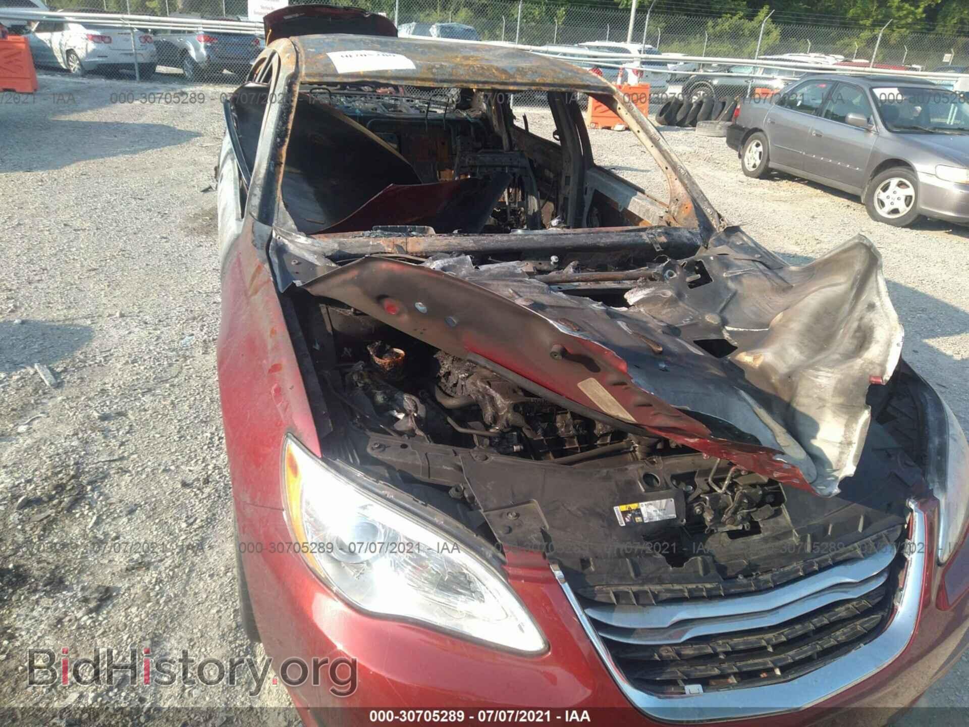2014 CHRYSLER 200 - VIN: 1C3CCBAB7EN123504 - Фото 6