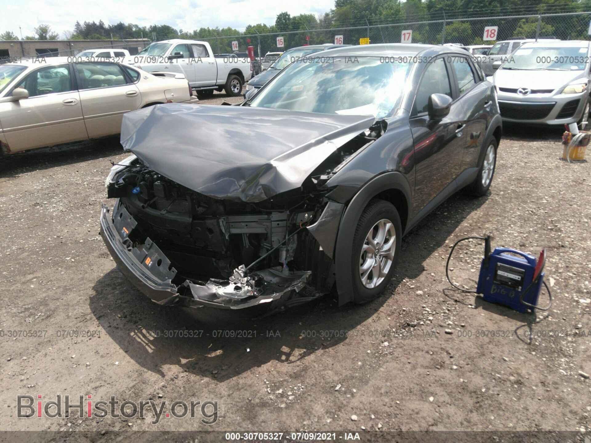 2020 MAZDA CX-3 - VIN: JM1DKDB72L1474589 - Photo 2