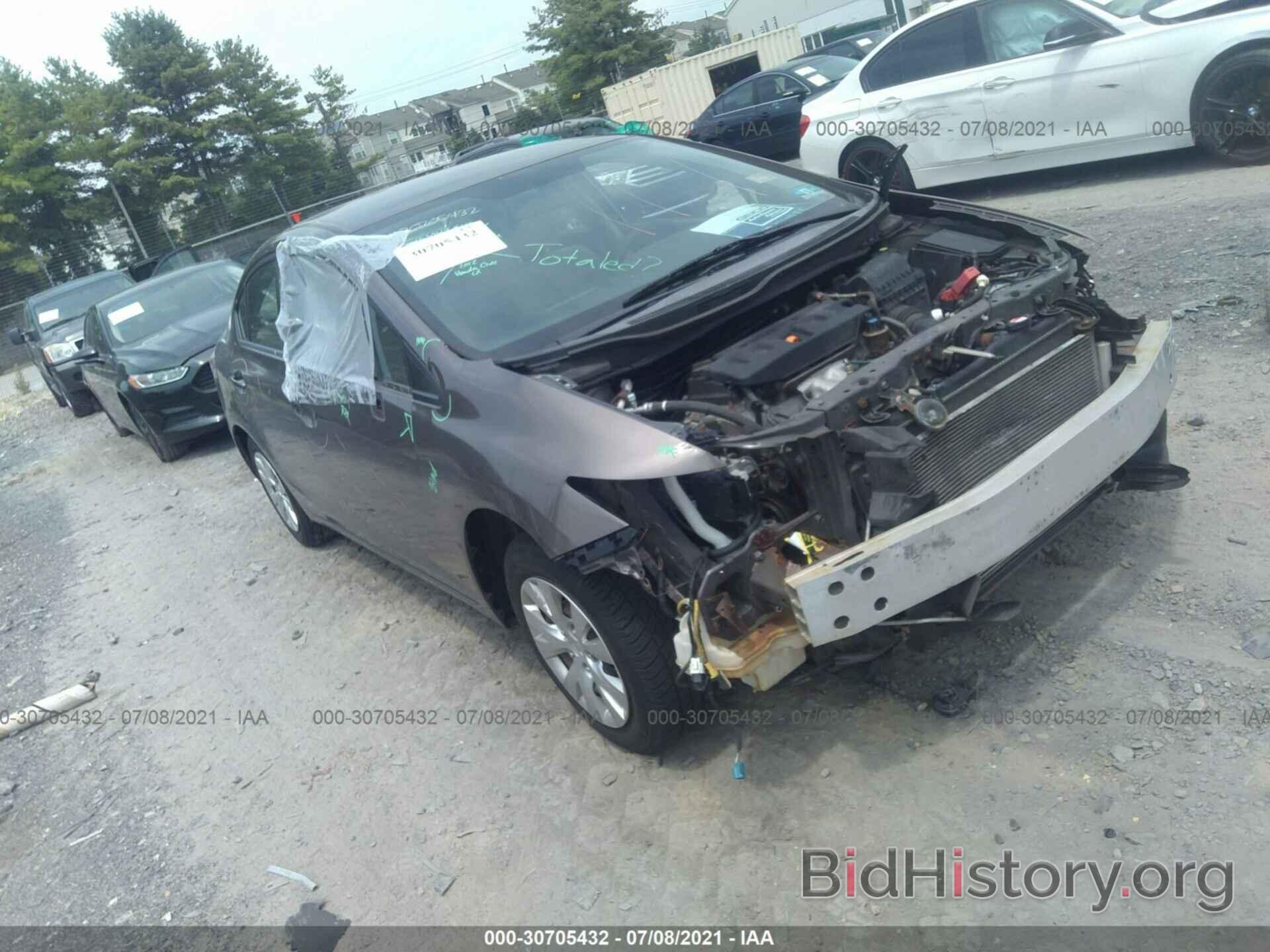 Photo 2HGFB2F54CH508525 - HONDA CIVIC SDN 2012