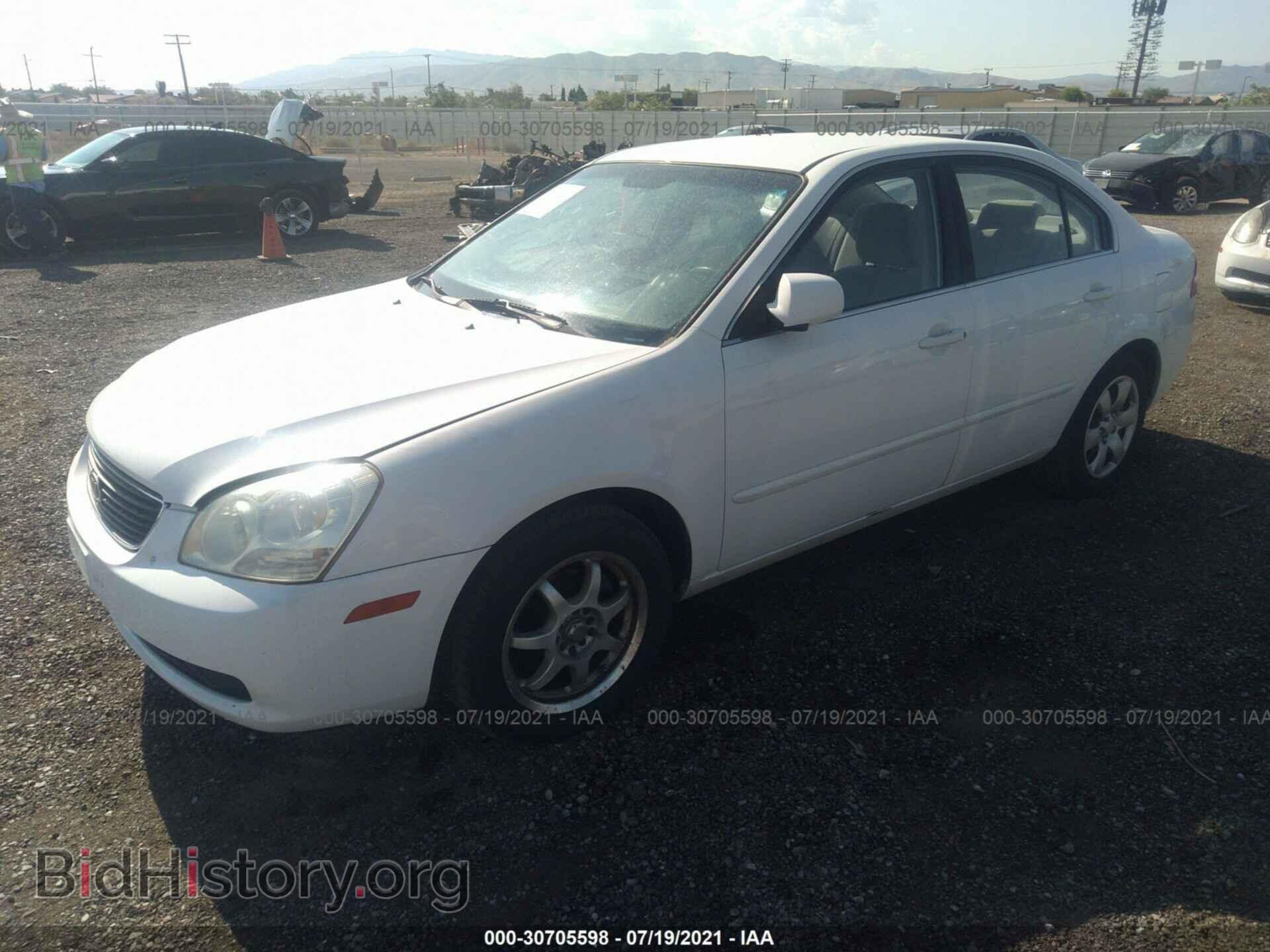 2008 KIA OPTIMA - VIN: KNAGE123785173801 - Фото 2