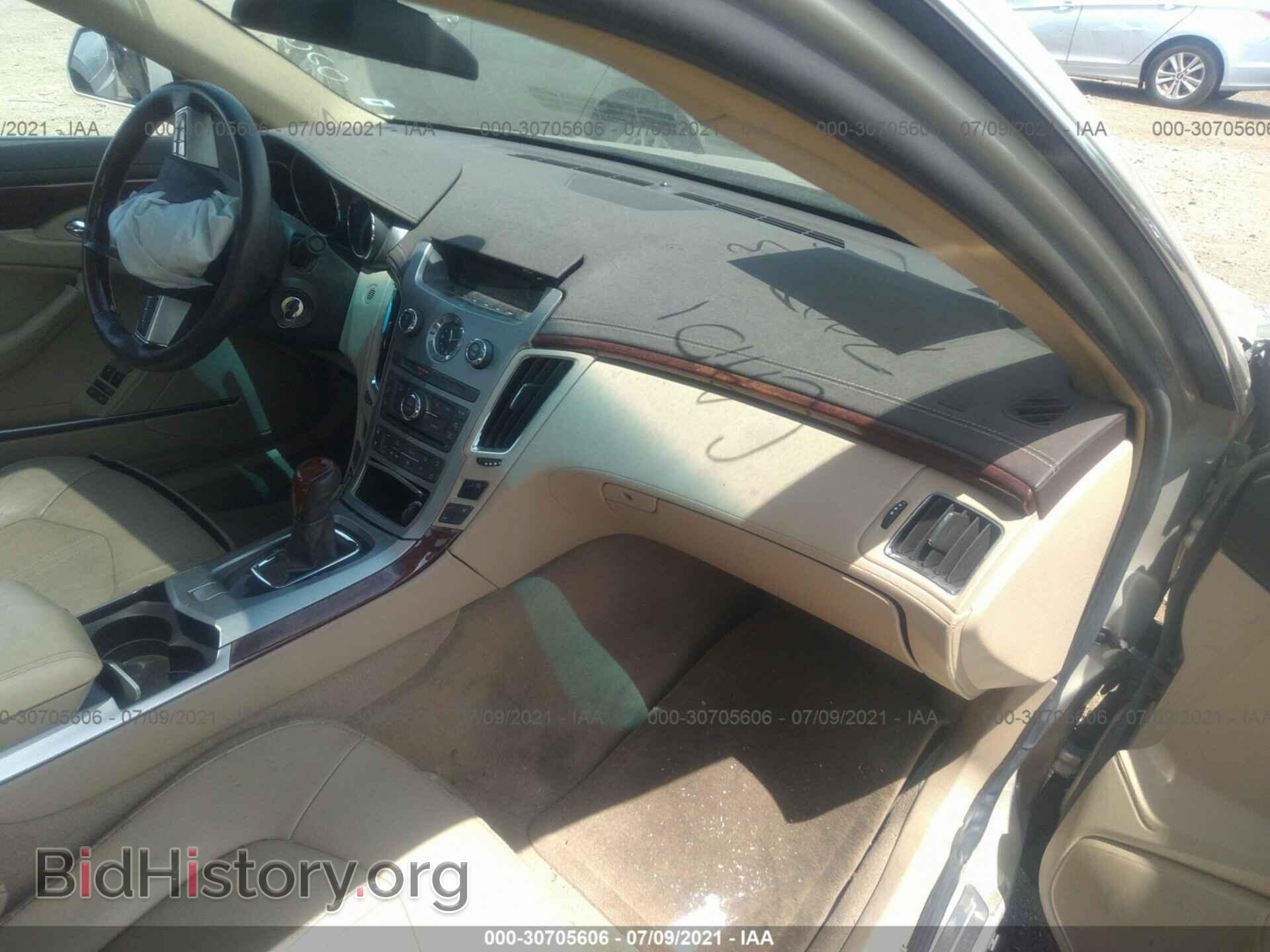 2009 CADILLAC CTS - VIN: 1G6DG577490117027 - Фото 5