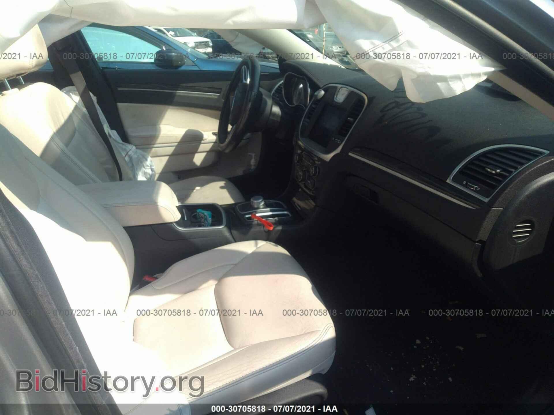 2017 CHRYSLER 300 - VIN: 2C3CCAAG8HH661955 - Фото 5