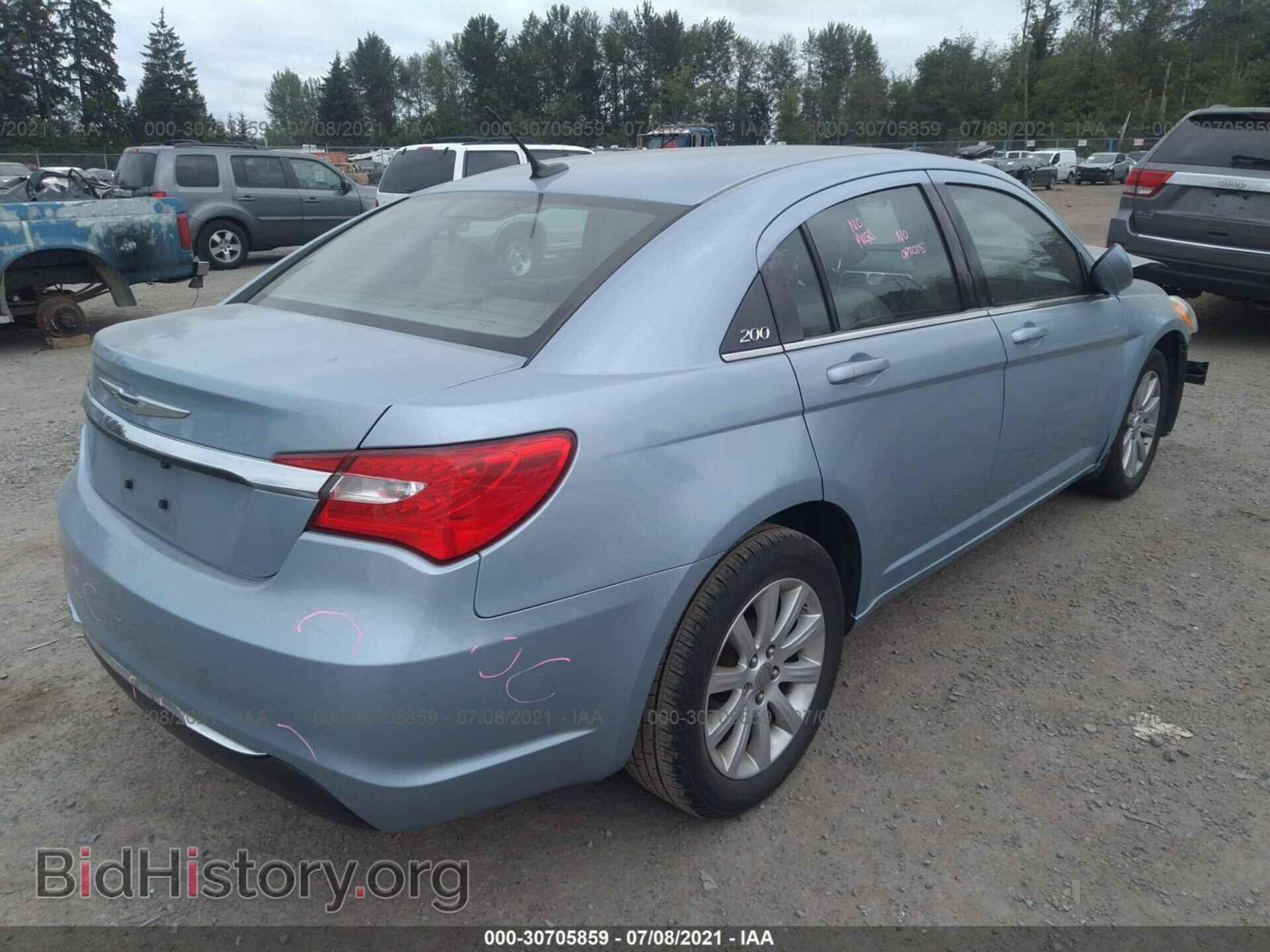 2012 CHRYSLER 200 - VIN: 1C3CCBBB7CN257277 - Фото 4