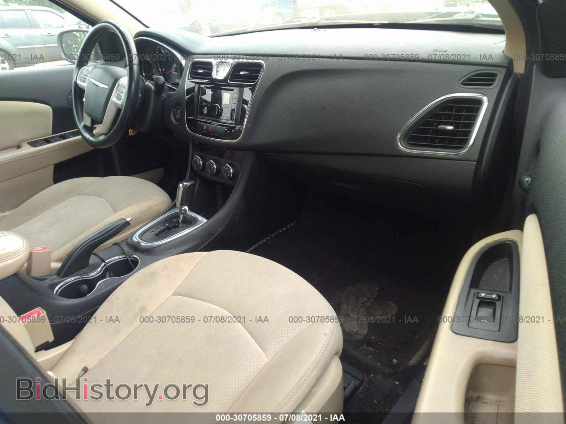 2012 CHRYSLER 200 - VIN: 1C3CCBBB7CN257277 - Фото 5