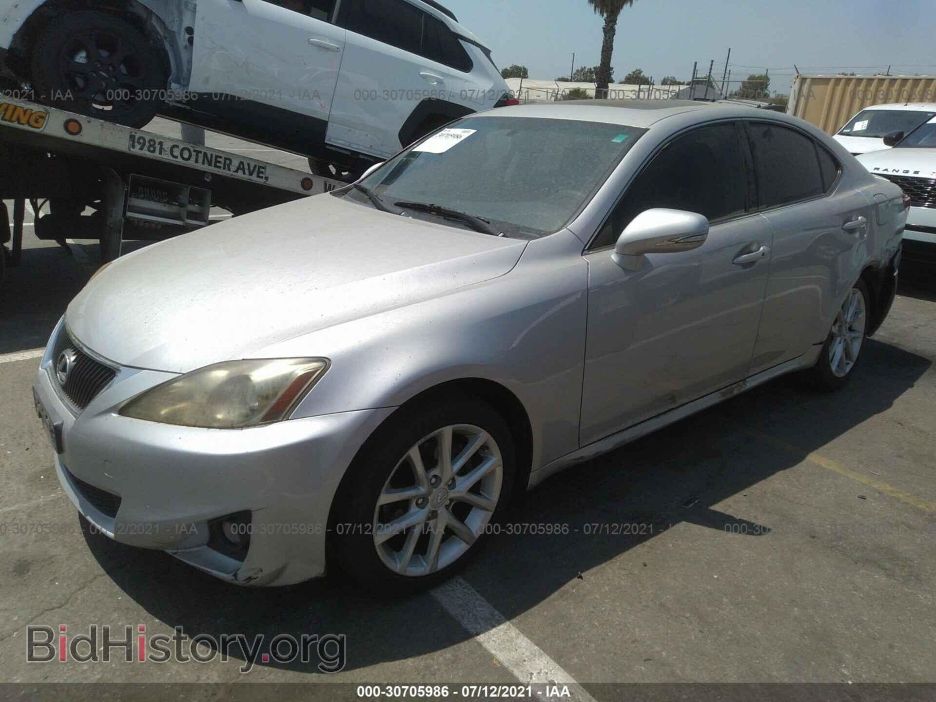 2011 LEXUS IS 250 - VIN: JTHBF5C29B2100704 - Фото 2