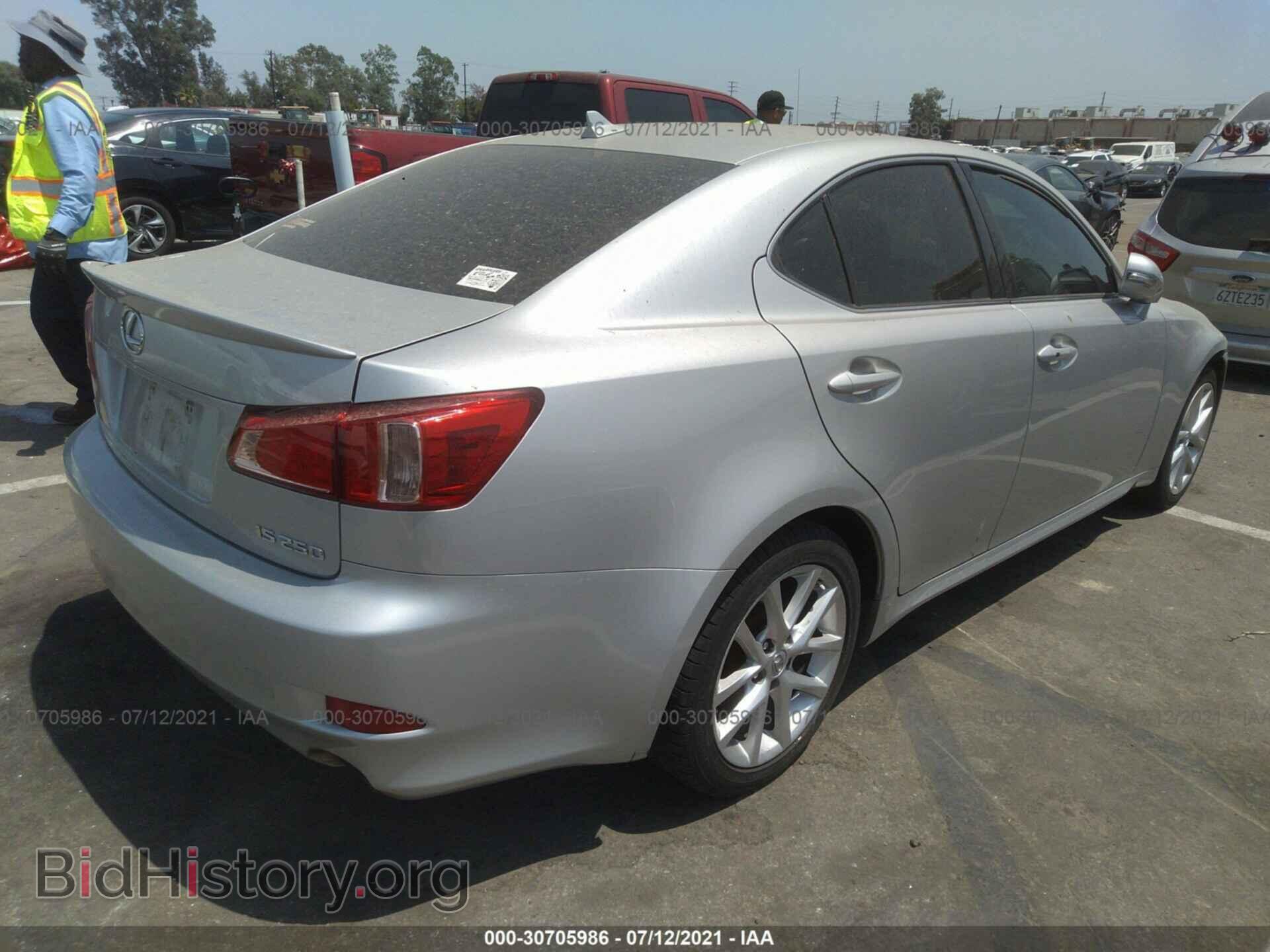 2011 LEXUS IS 250 - VIN: JTHBF5C29B2100704 - Фото 4