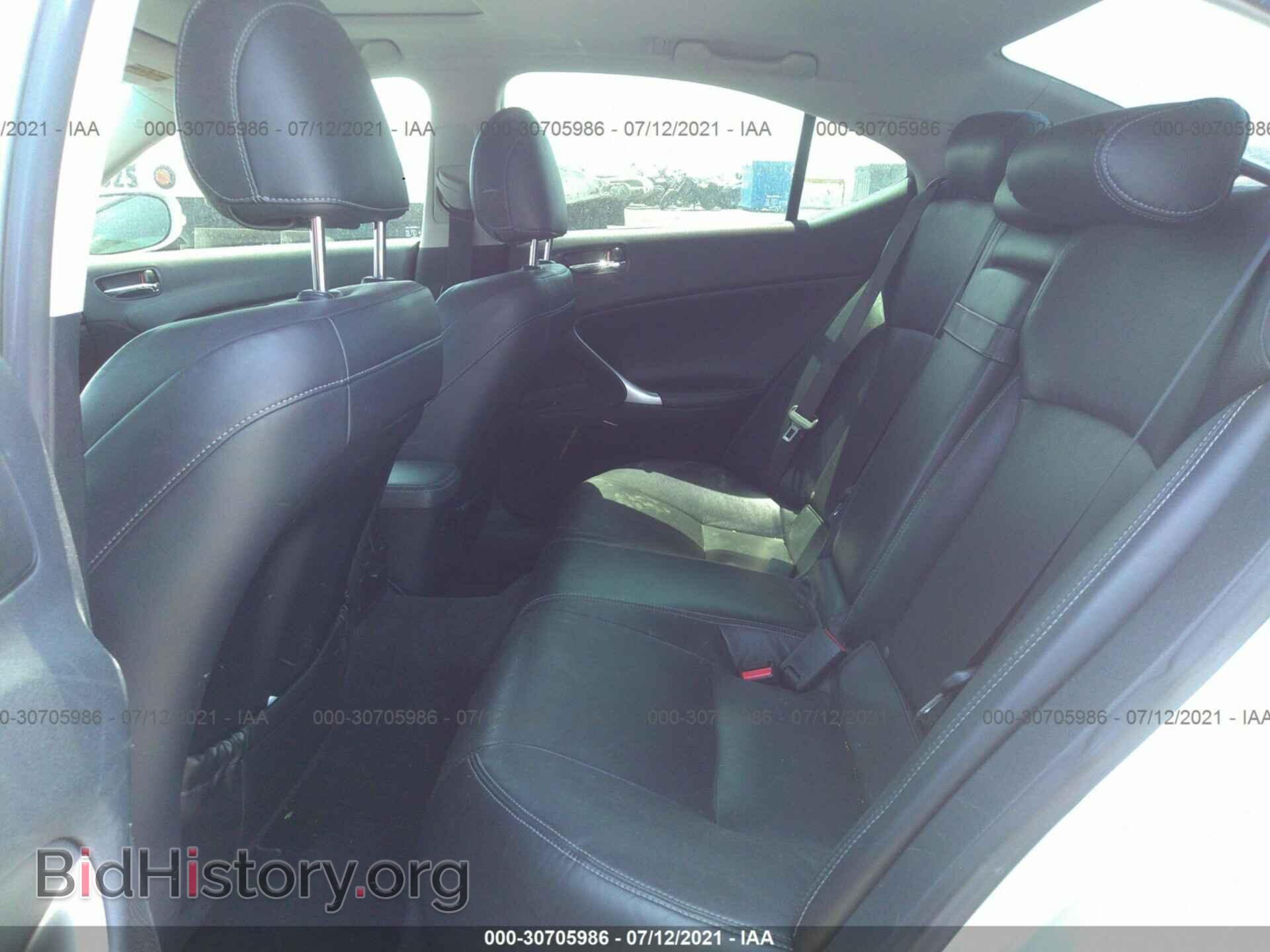 2011 LEXUS IS 250 - VIN: JTHBF5C29B2100704 - Фото 8
