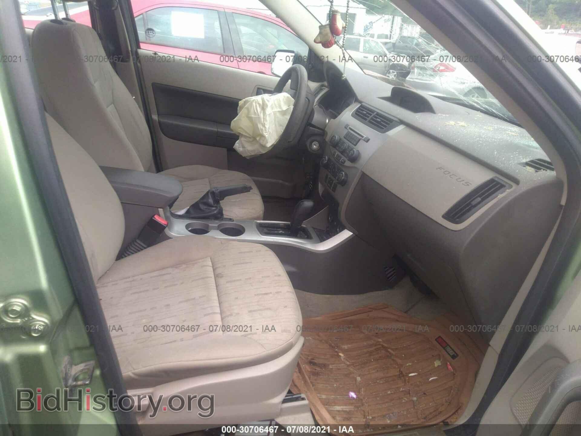 2008 FORD FOCUS - VIN: 1FAHP35N38W256202 - Фото 5