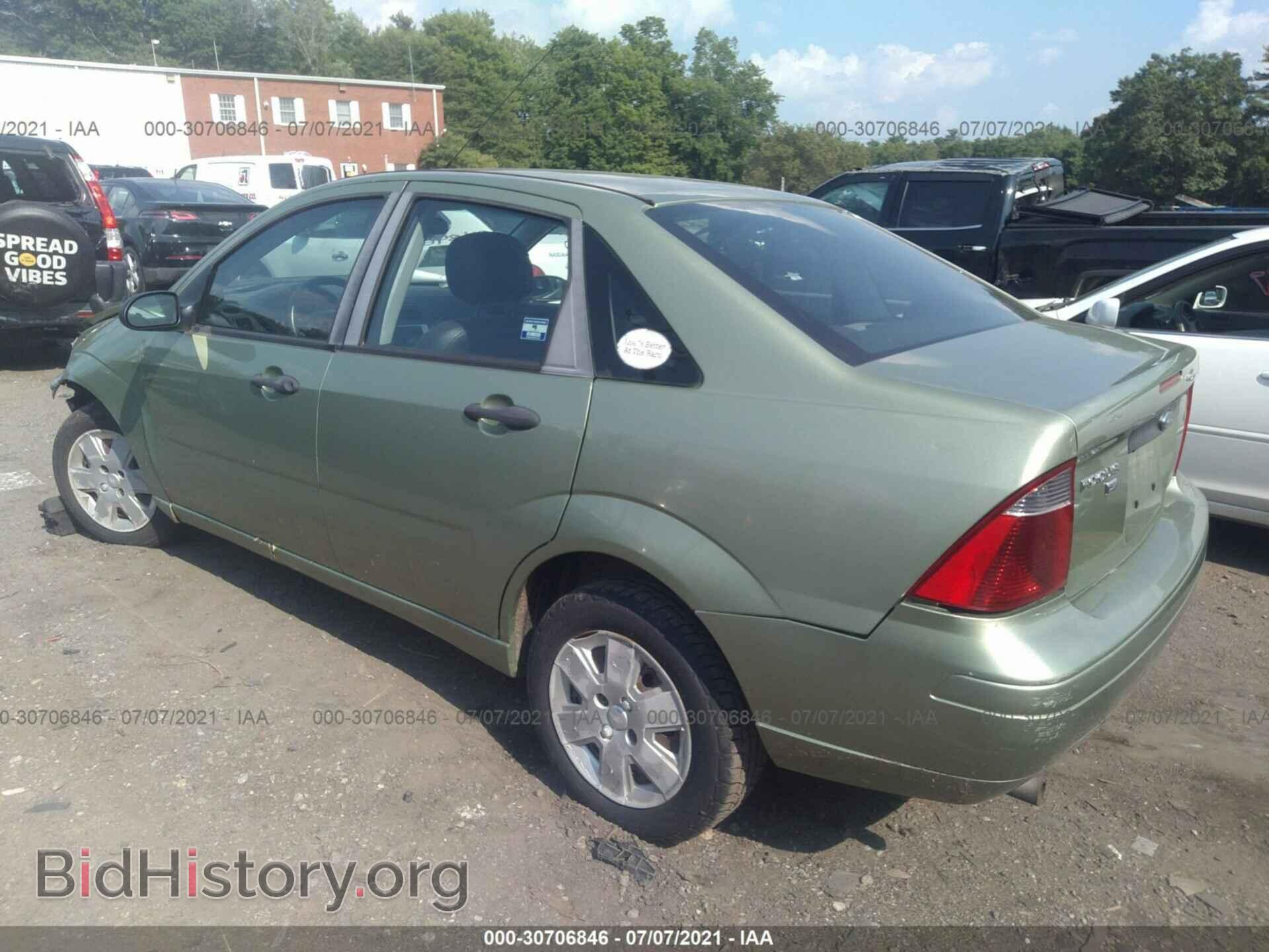 2007 FORD FOCUS - VIN: 1FAHP34N37W229081 - Фото 3