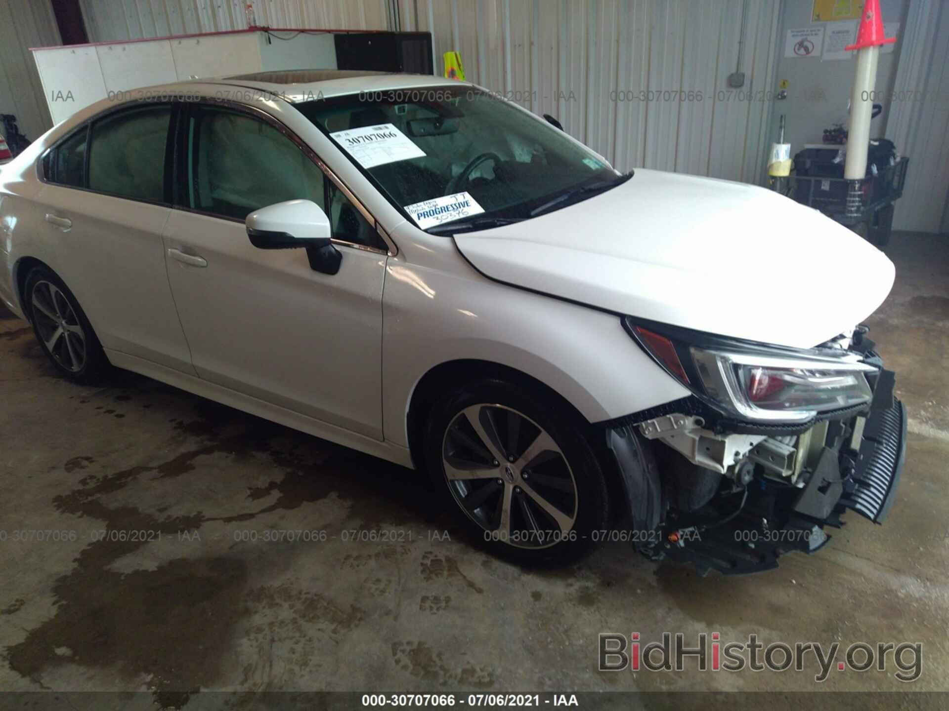 Photo 4S3BNAN61J3029438 - SUBARU LEGACY 2018