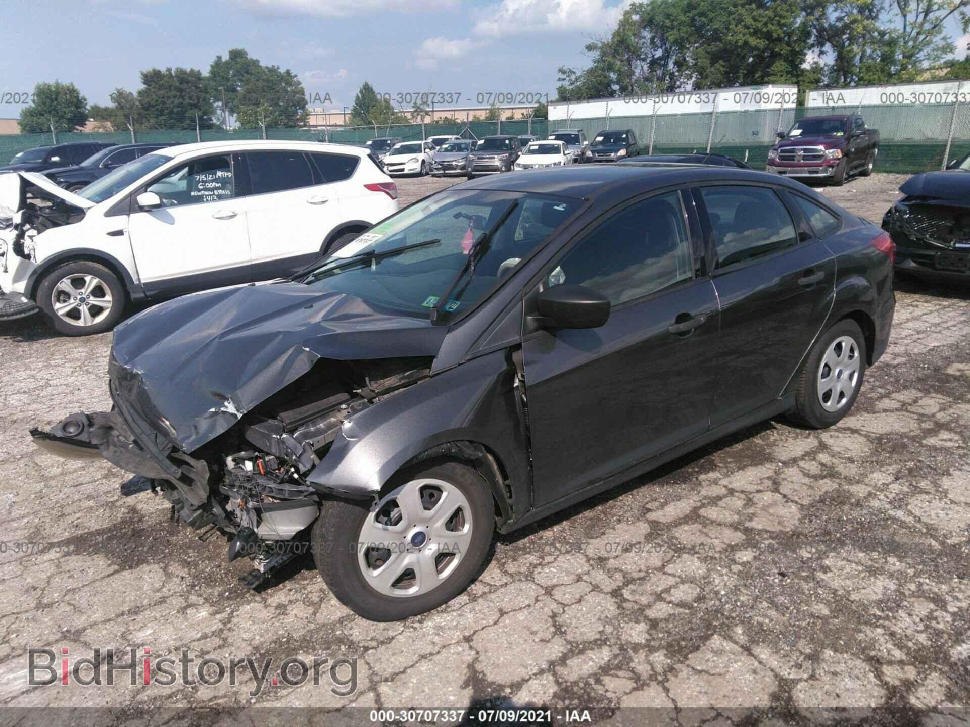 2015 FORD FOCUS - VIN: 1FADP3E2XFL258967 - Photo 2