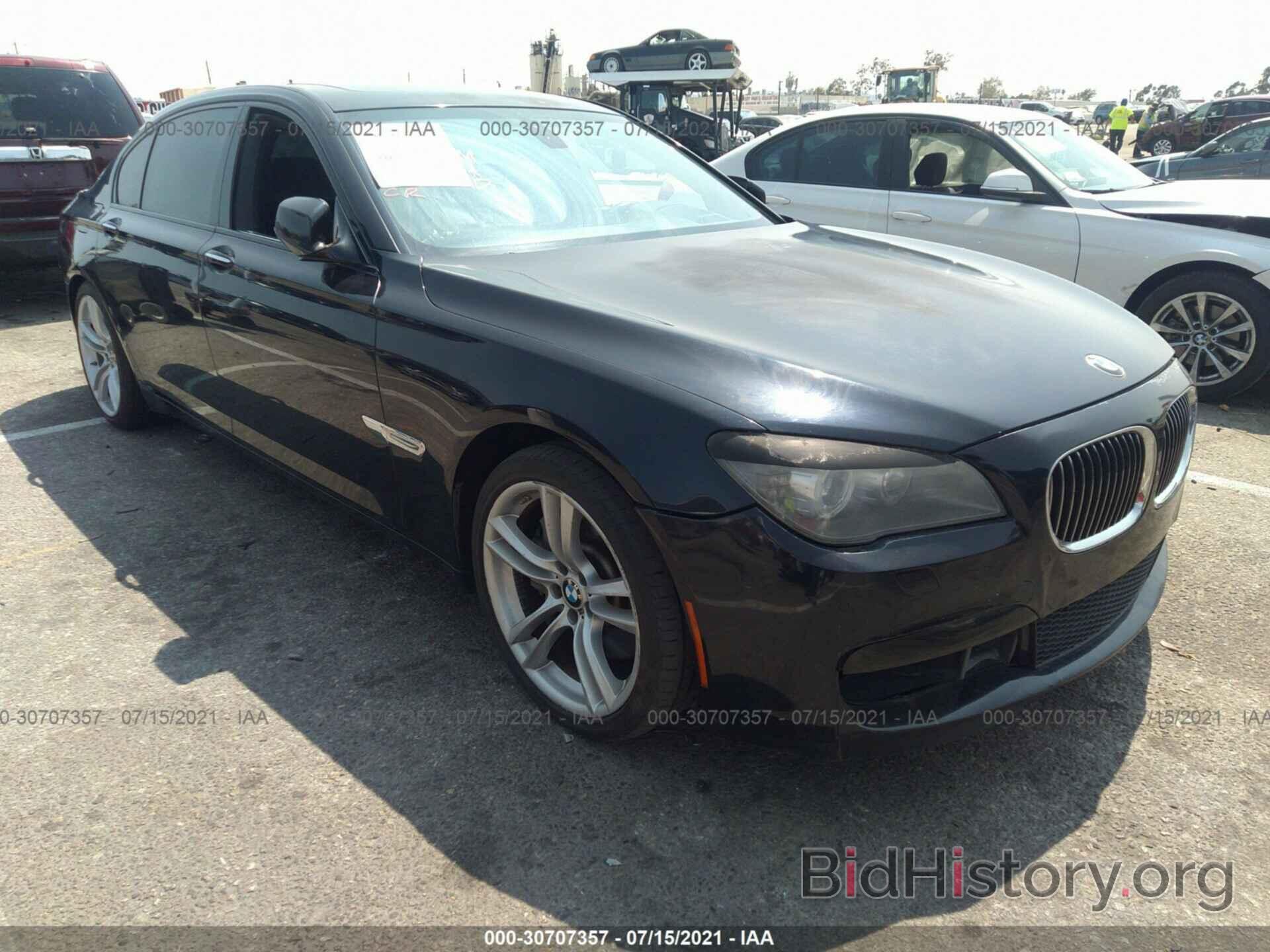 Photo WBAKB8C58CC964712 - BMW 7 SERIES 2012