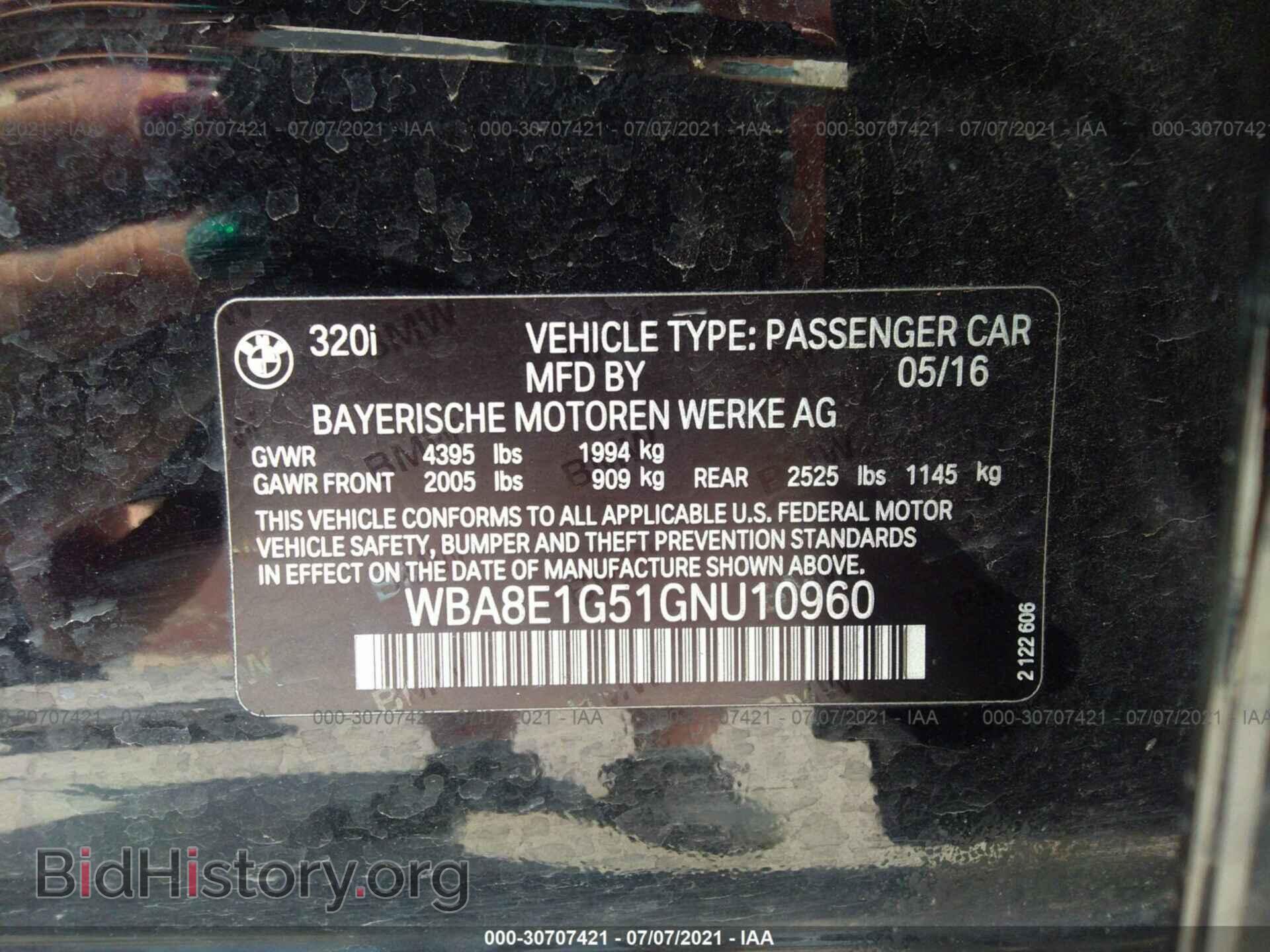 2016 BMW 3 SERIES - VIN: WBA8E1G51GNU10960 - Фото 9