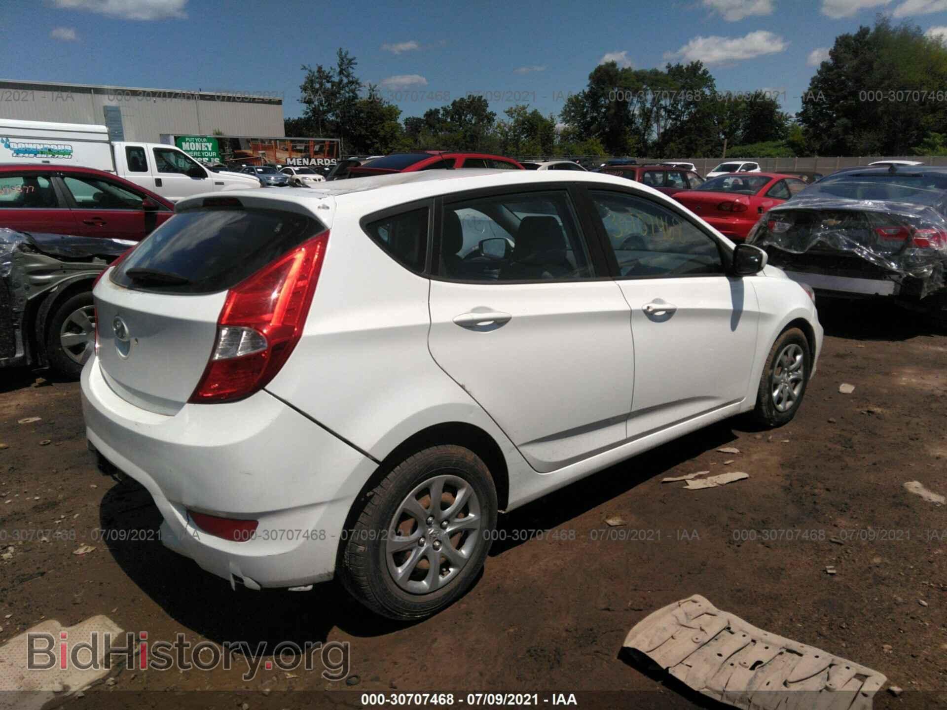 2013 HYUNDAI ACCENT - VIN: KMHCT5AEXDU083541 - Фото 4