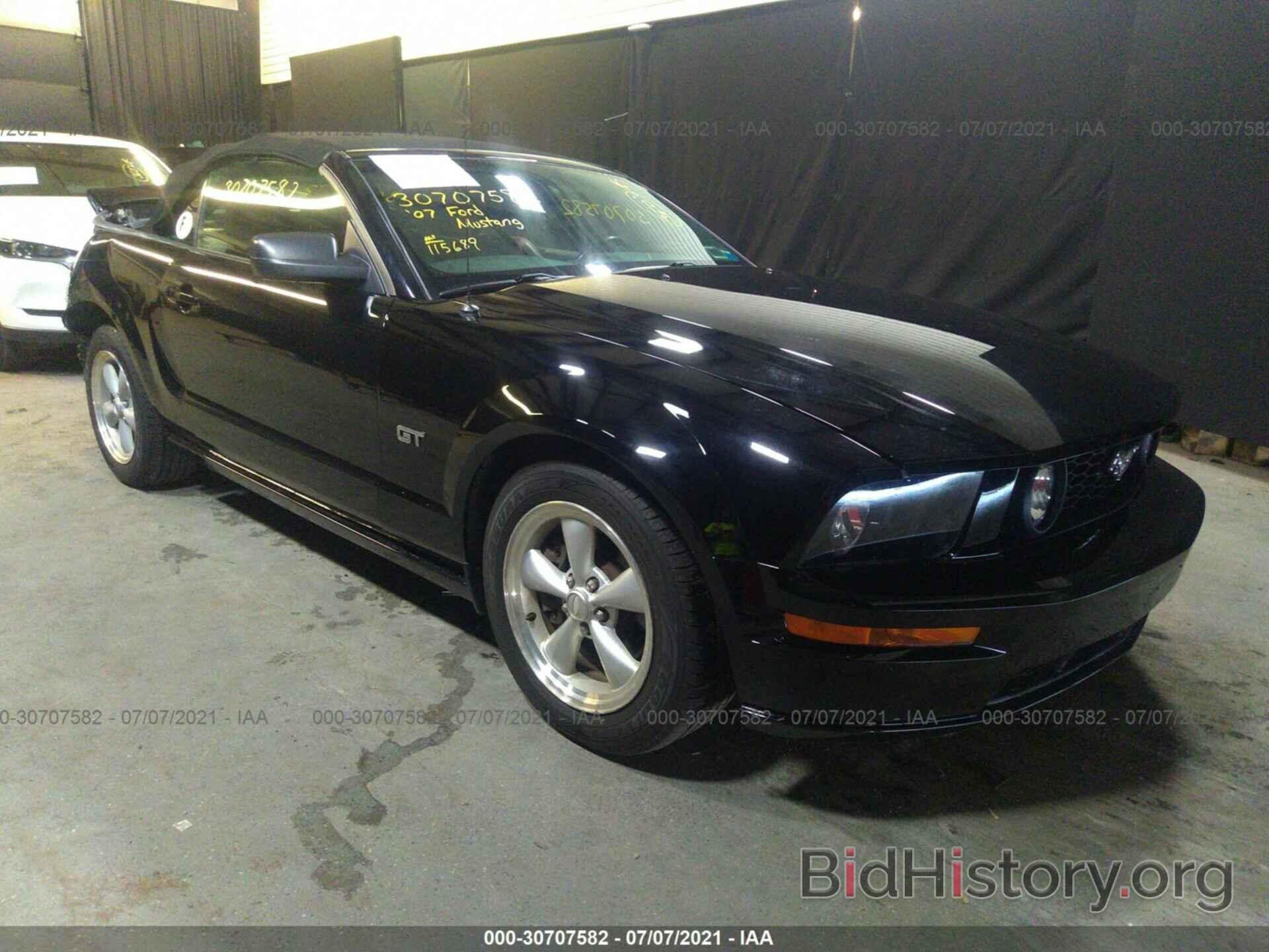 Photo 1ZVHT85H275331633 - FORD MUSTANG 2007