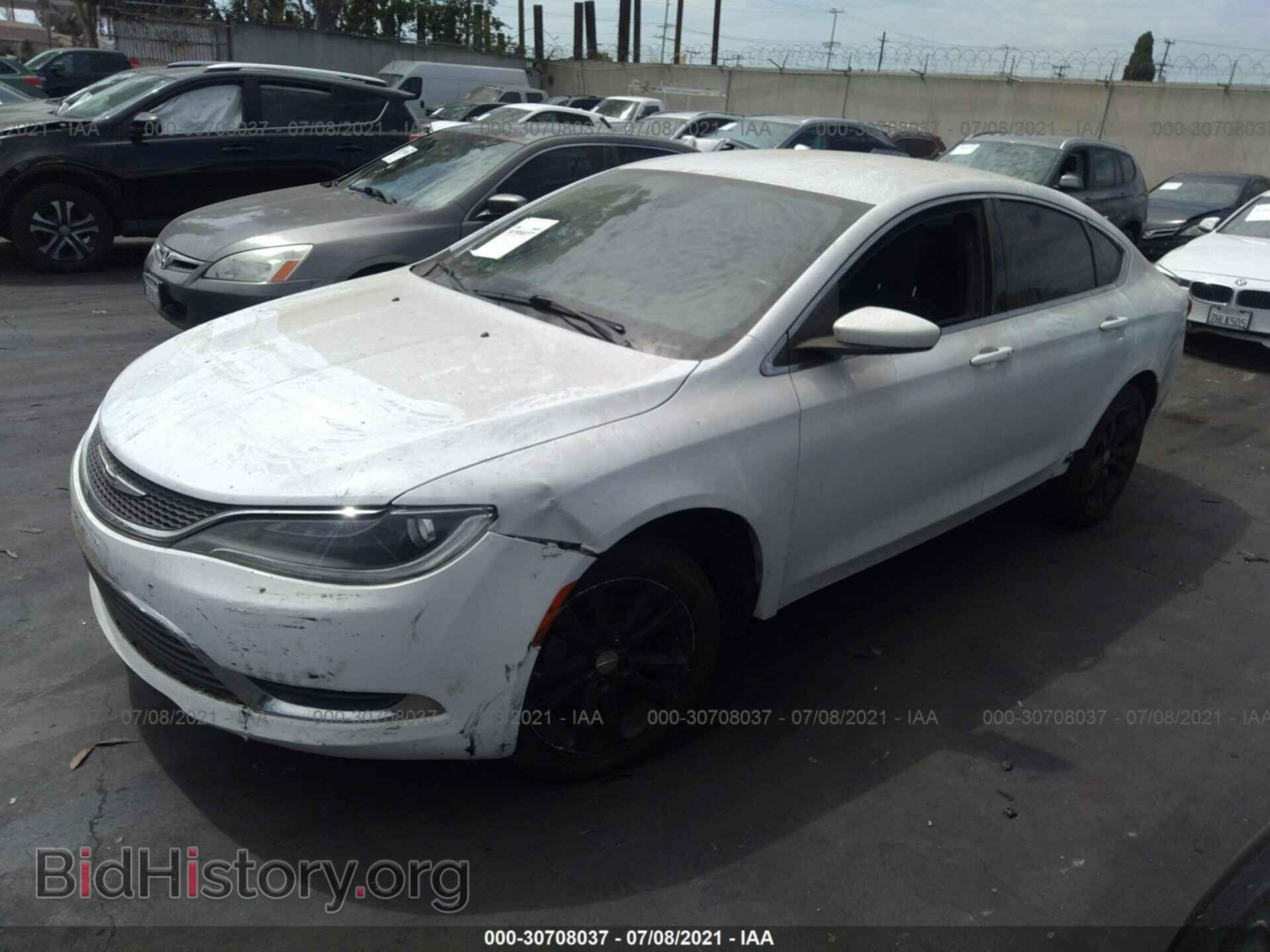 2015 CHRYSLER 200 - VIN: 1C3CCCAB8FN744063 - Фото 2