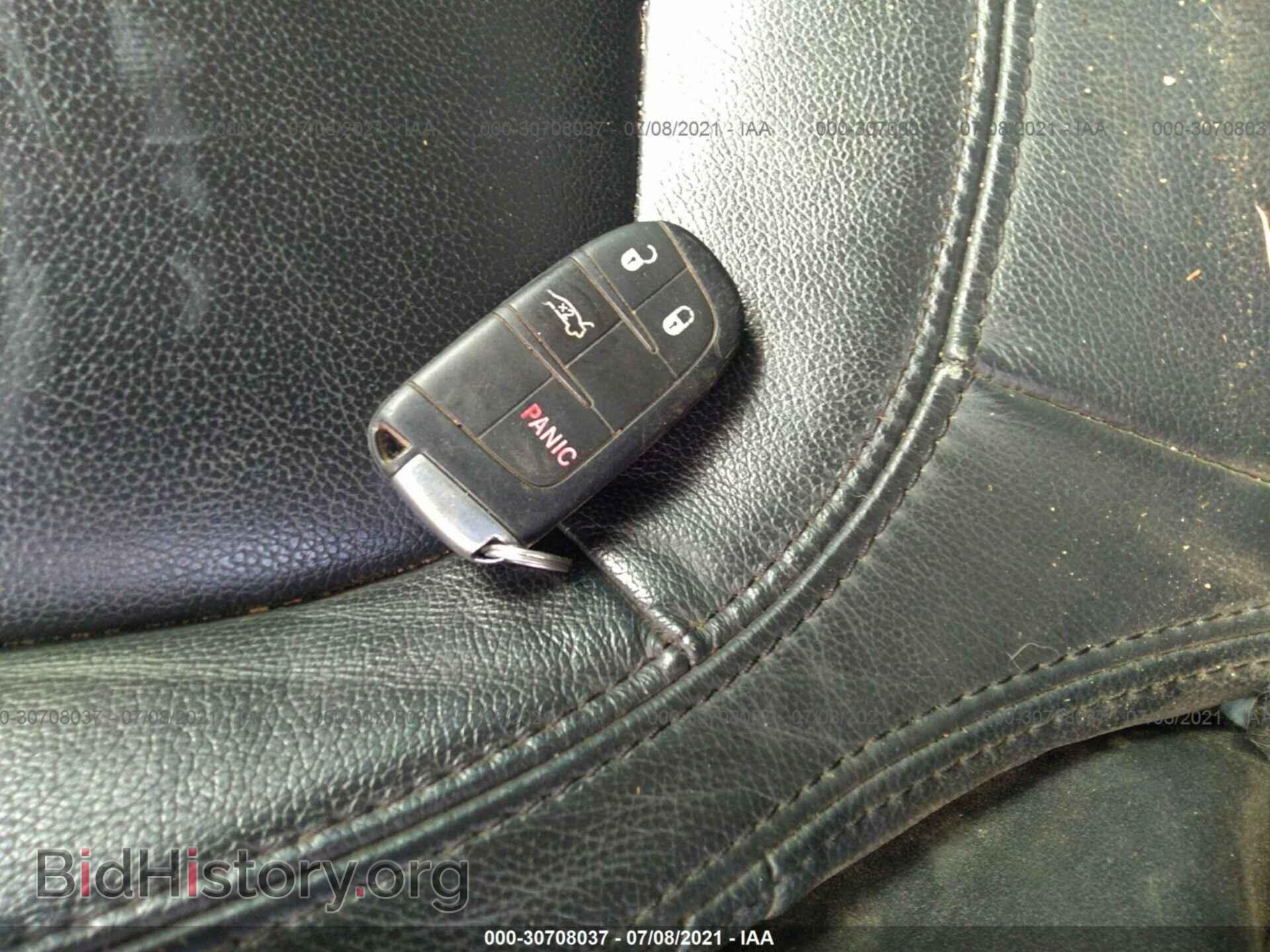2015 CHRYSLER 200 - VIN: 1C3CCCAB8FN744063 - Фото 11
