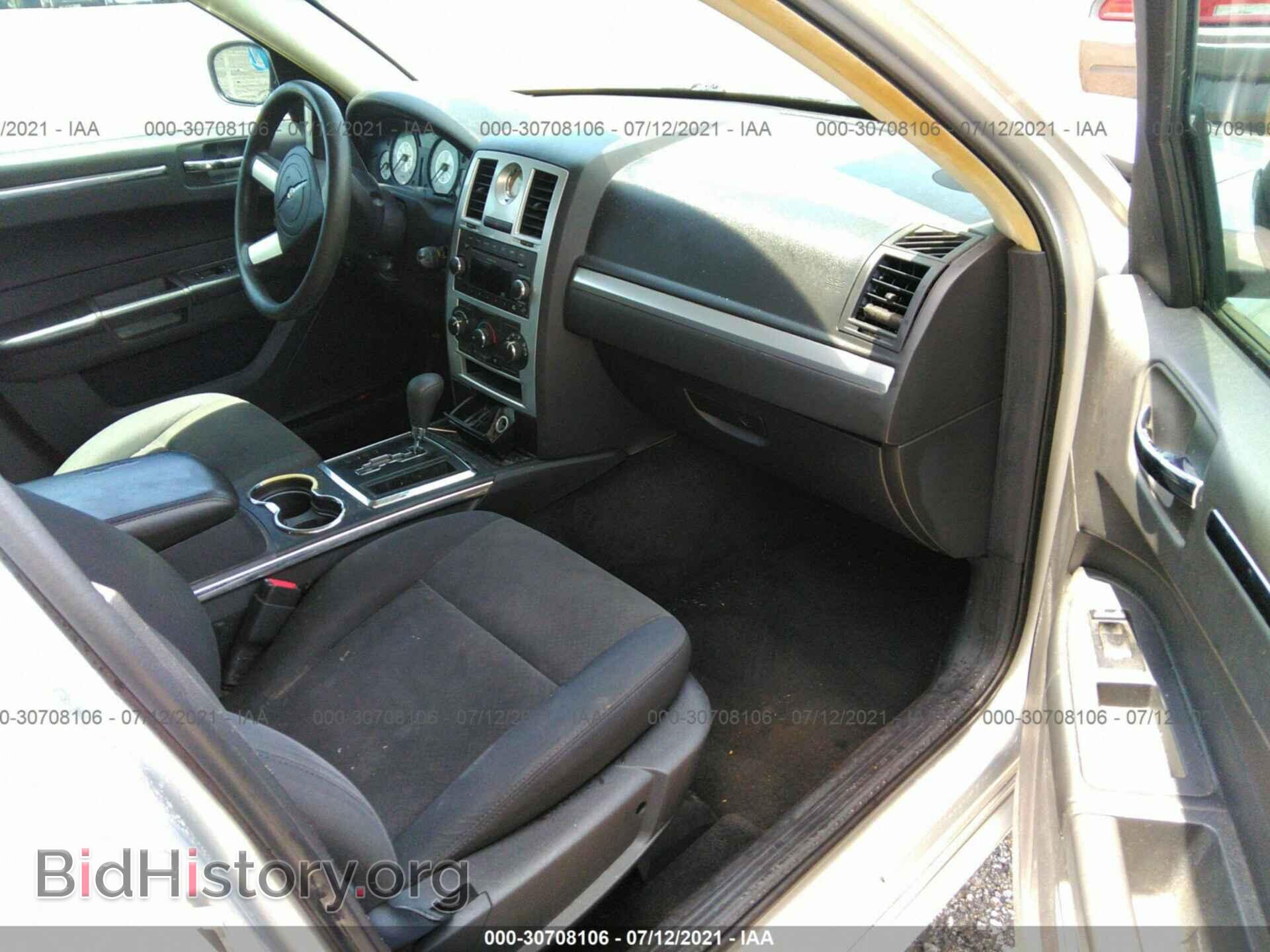 2010 CHRYSLER 300 - VIN: 2C3CA4CD2AH167686 - Фото 5