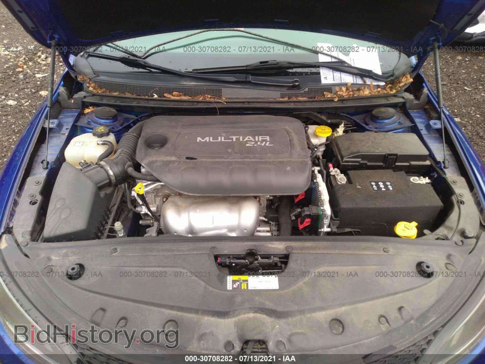 2016 CHRYSLER 200 - VIN: 1C3CCCBB9GN133491 - Фото 10