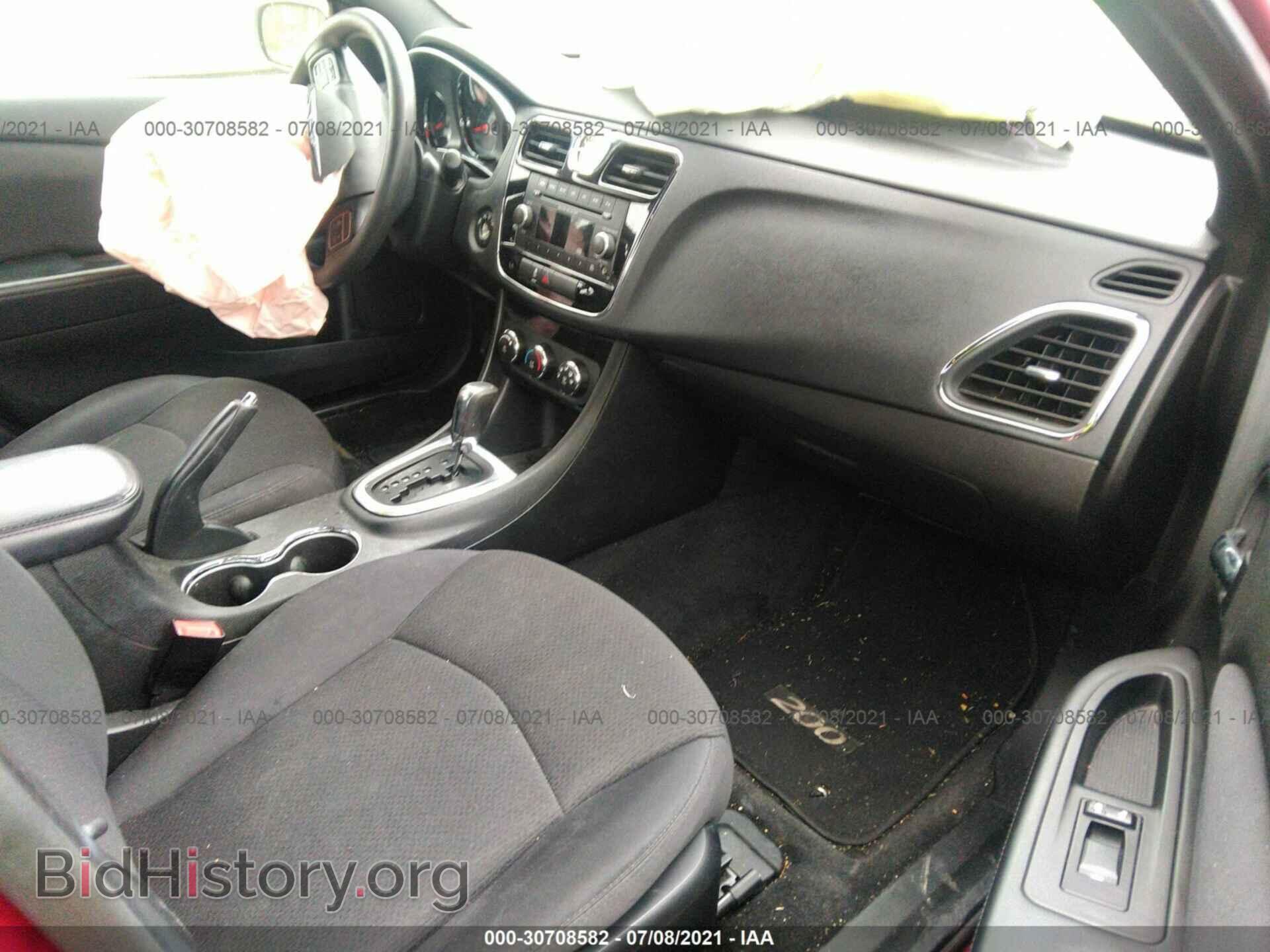 2012 CHRYSLER 200 - VIN: 1C3CCBAB0CN267764 - Фото 5