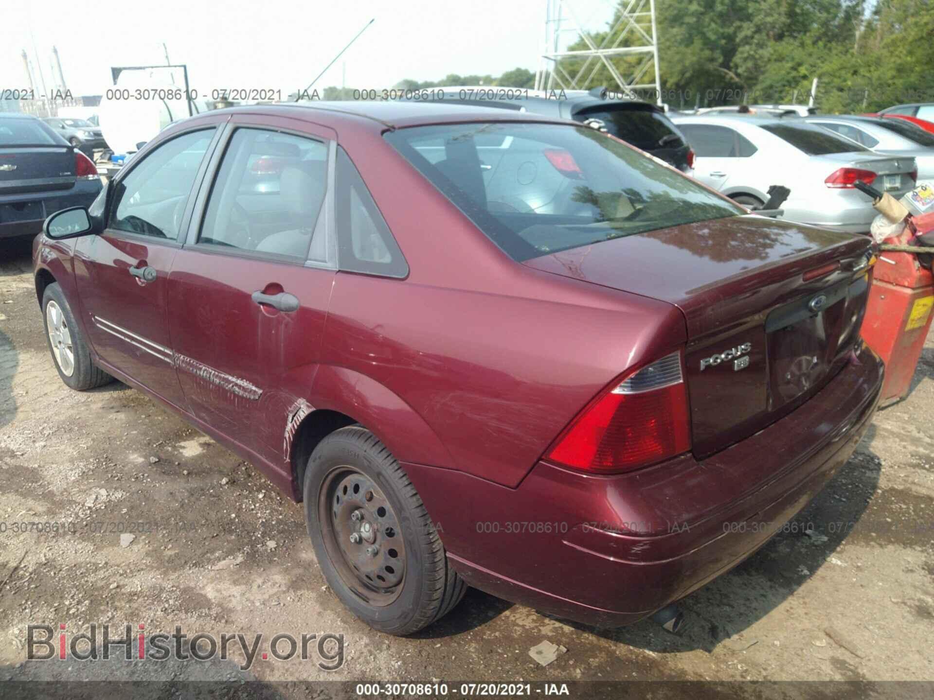2007 FORD FOCUS - VIN: 1FAFP34N77W336724 - Photo 3