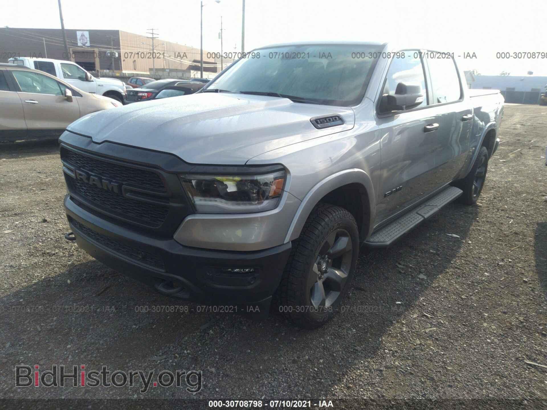 2021 RAM 1500 - VIN: 1C6SRFFTXMN562751 - Photo 2