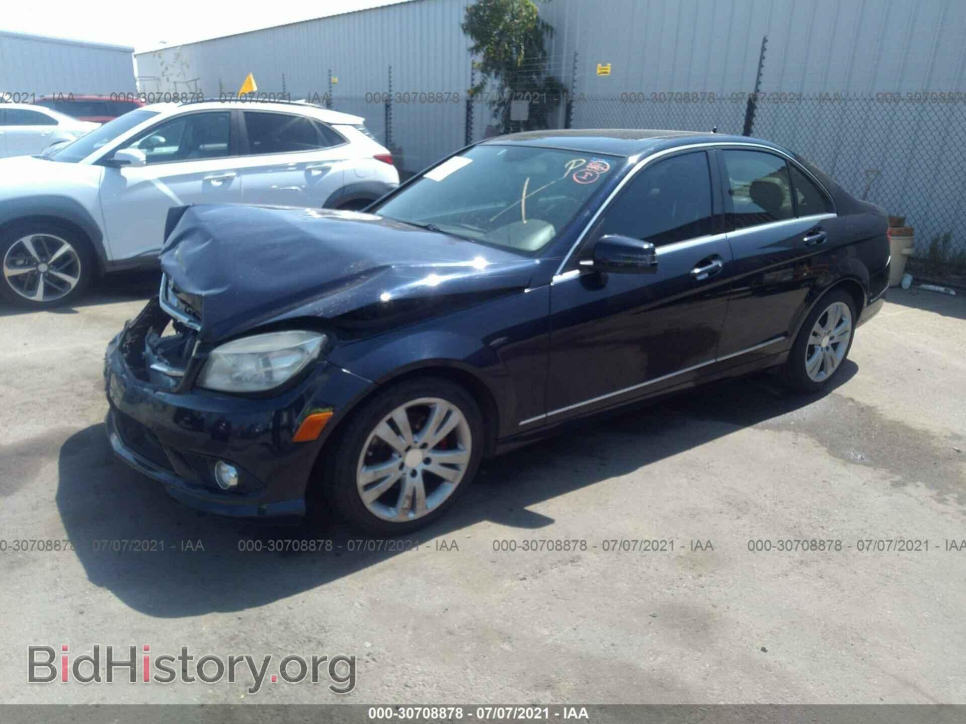 2010 MERCEDES-BENZ C-CLASS - VIN: WDDGF5EB8AR087511 - Фото 2