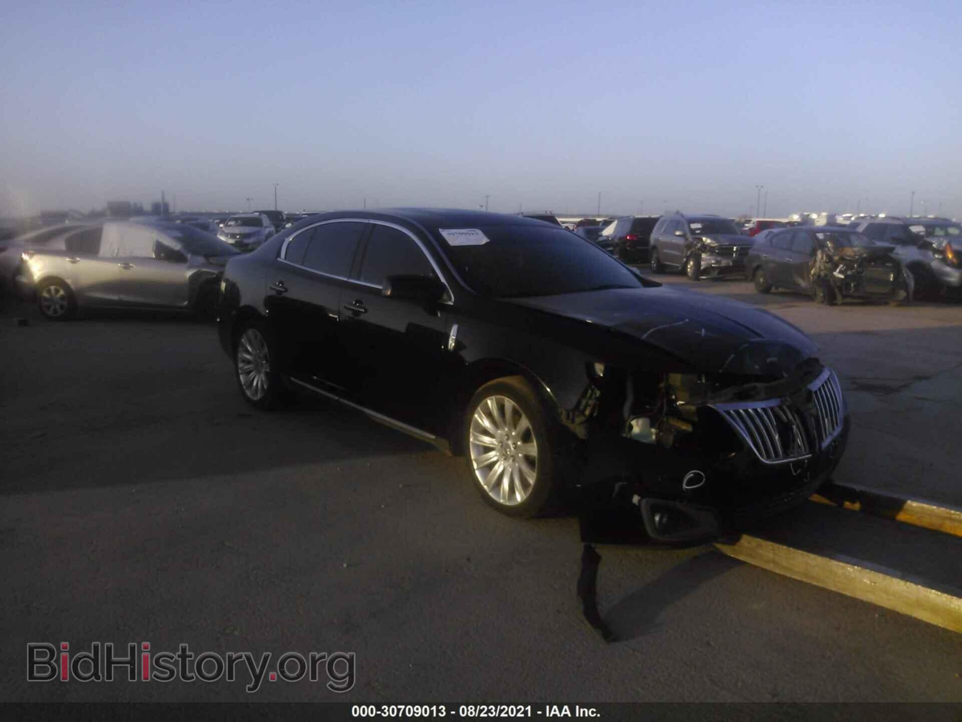 Фотография 1LNHL9DR4CG802940 - LINCOLN MKS 2012