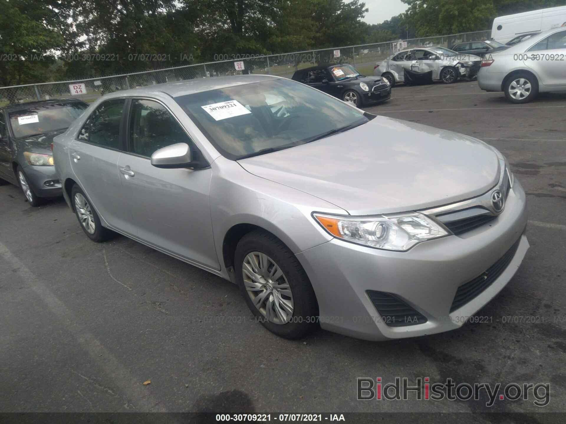 Photo 4T1BF1FK3CU071448 - TOYOTA CAMRY 2012