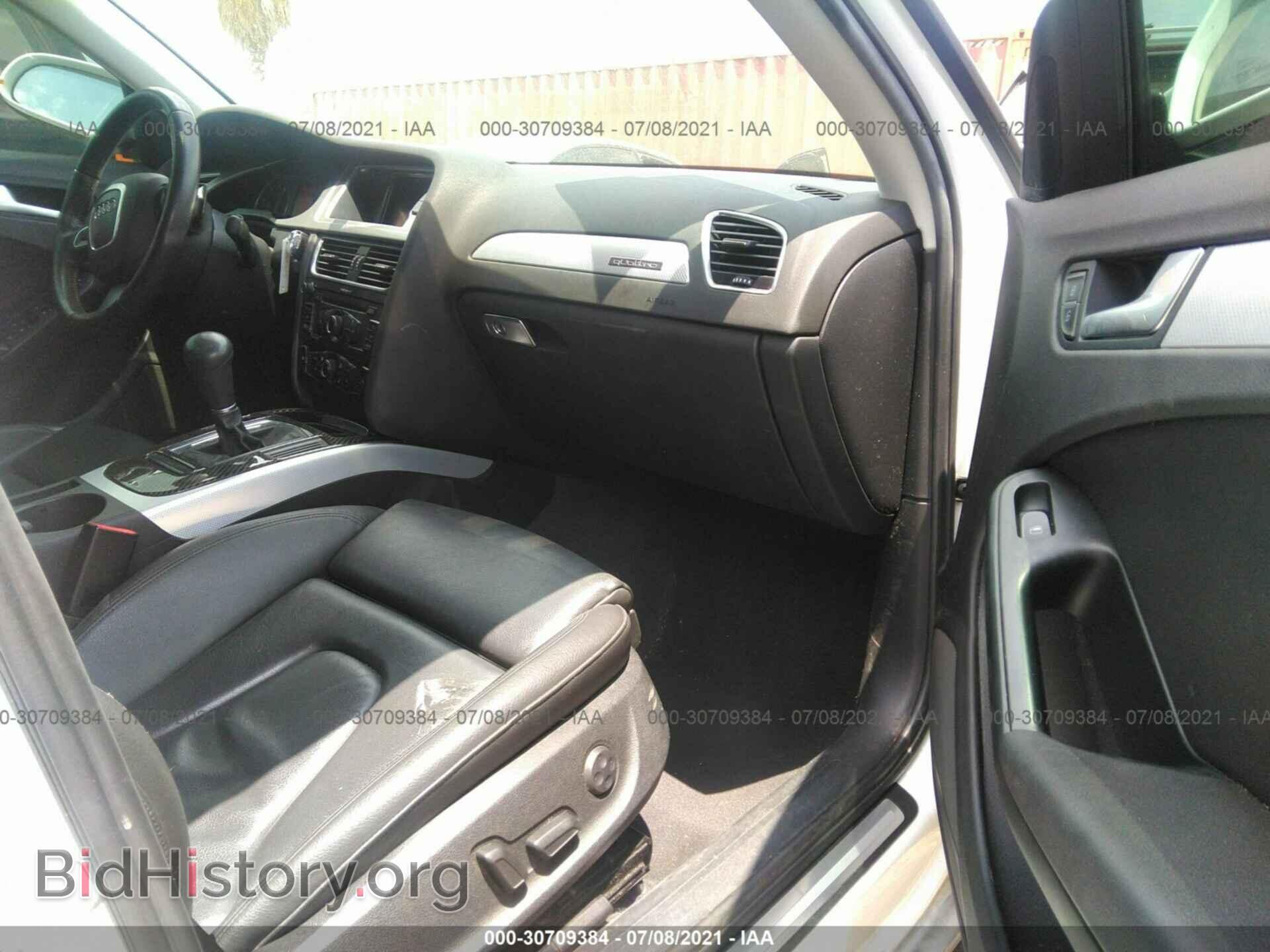 2010 AUDI A4 - VIN: WAUSFAFL8AA081806 - Фото 5