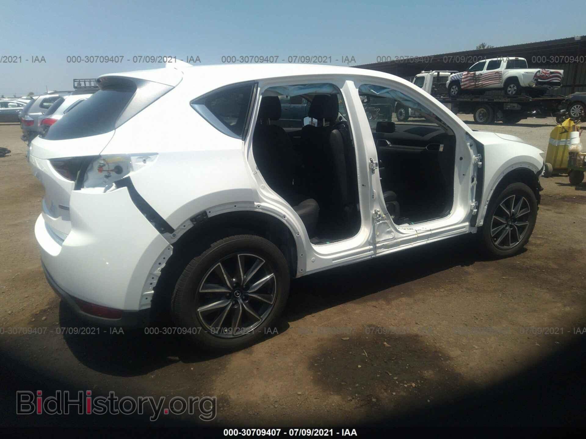 2018 MAZDA CX-5 - VIN: JM3KFBCM6J1332044 - Фото 4