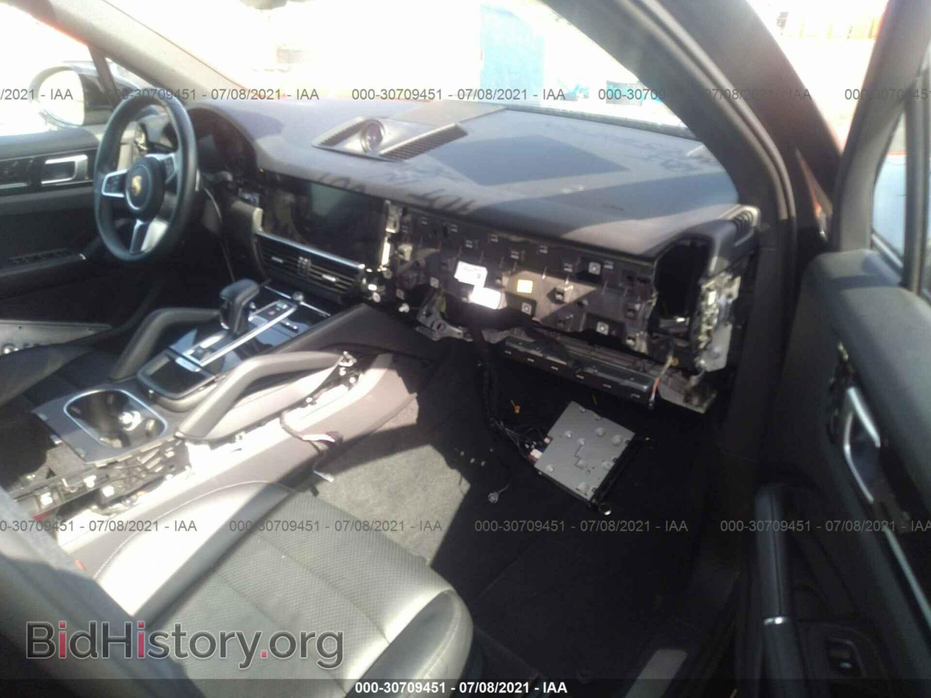 2019 PORSCHE CAYENNE - VIN: WP1AA2AY5KDA09157 - Фото 5