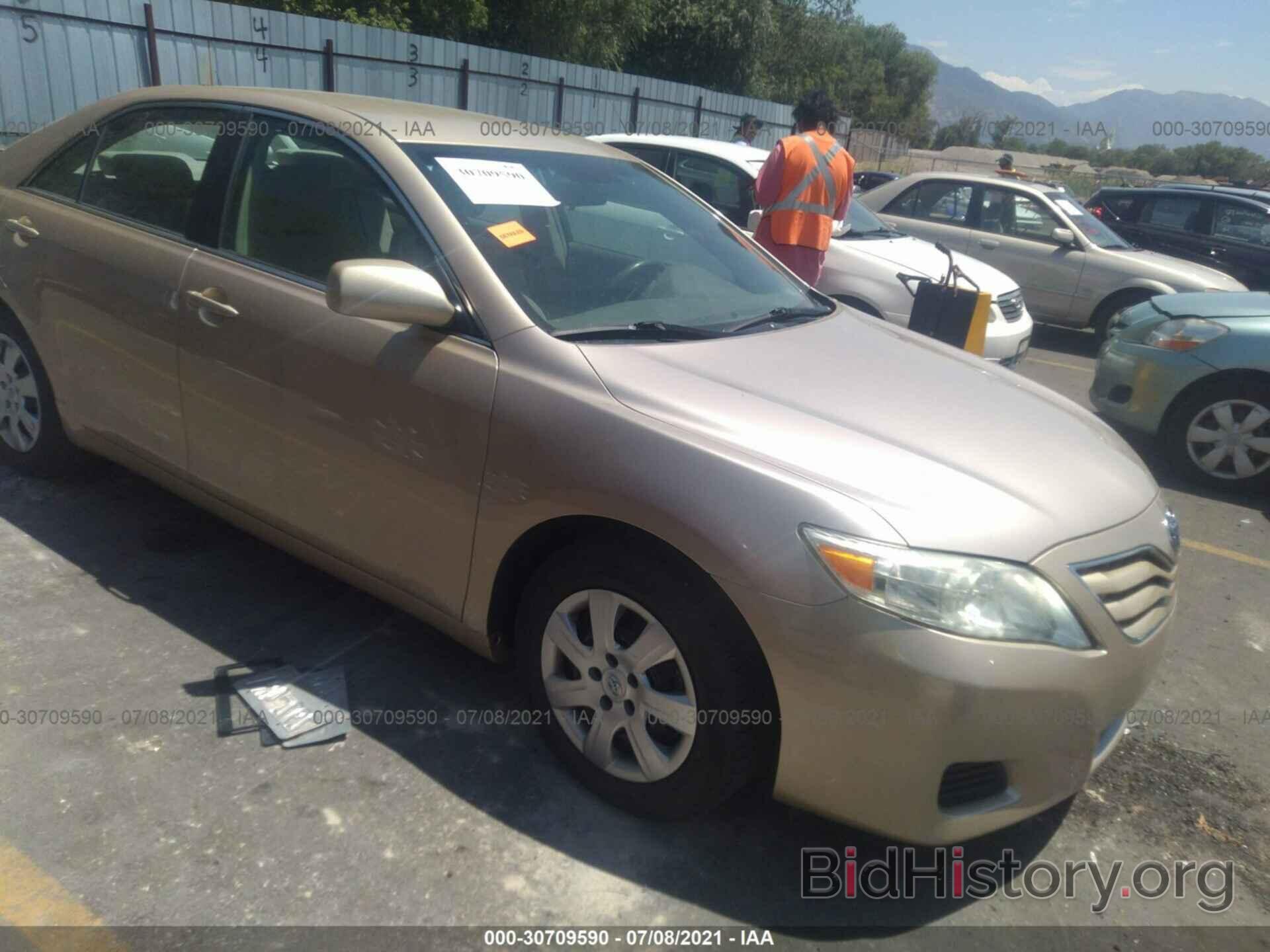 Photo 4T1BF3EK3AU048147 - TOYOTA CAMRY 2010