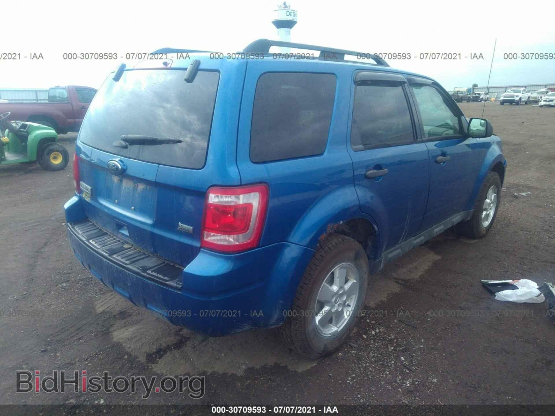 2011 FORD ESCAPE - VIN: 1FMCU0DG1BKB01849 - Фото 4