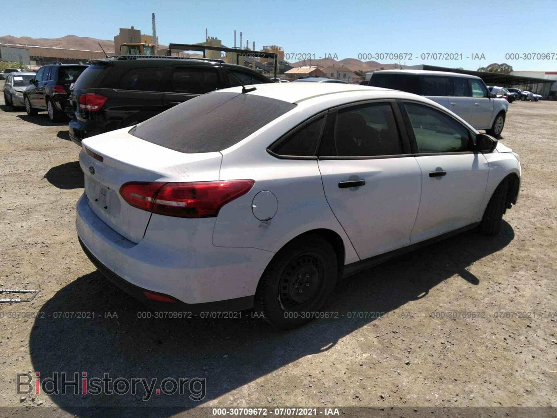 2018 FORD FOCUS - VIN: 1FADP3E29JL313661 - Фото 4