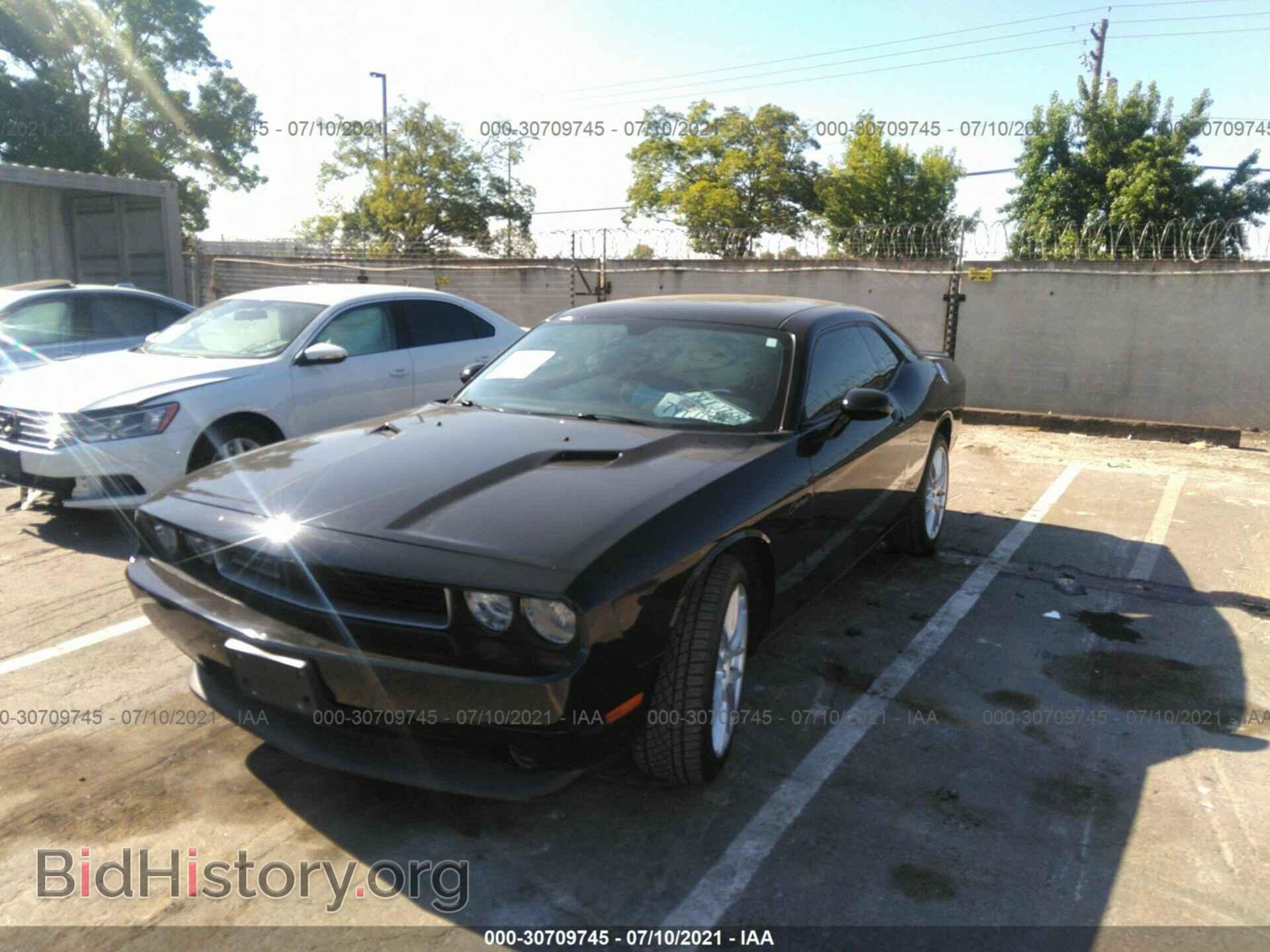 2013 DODGE CHALLENGER - VIN: 2C3CDYAG9DH672981 - Photo 2